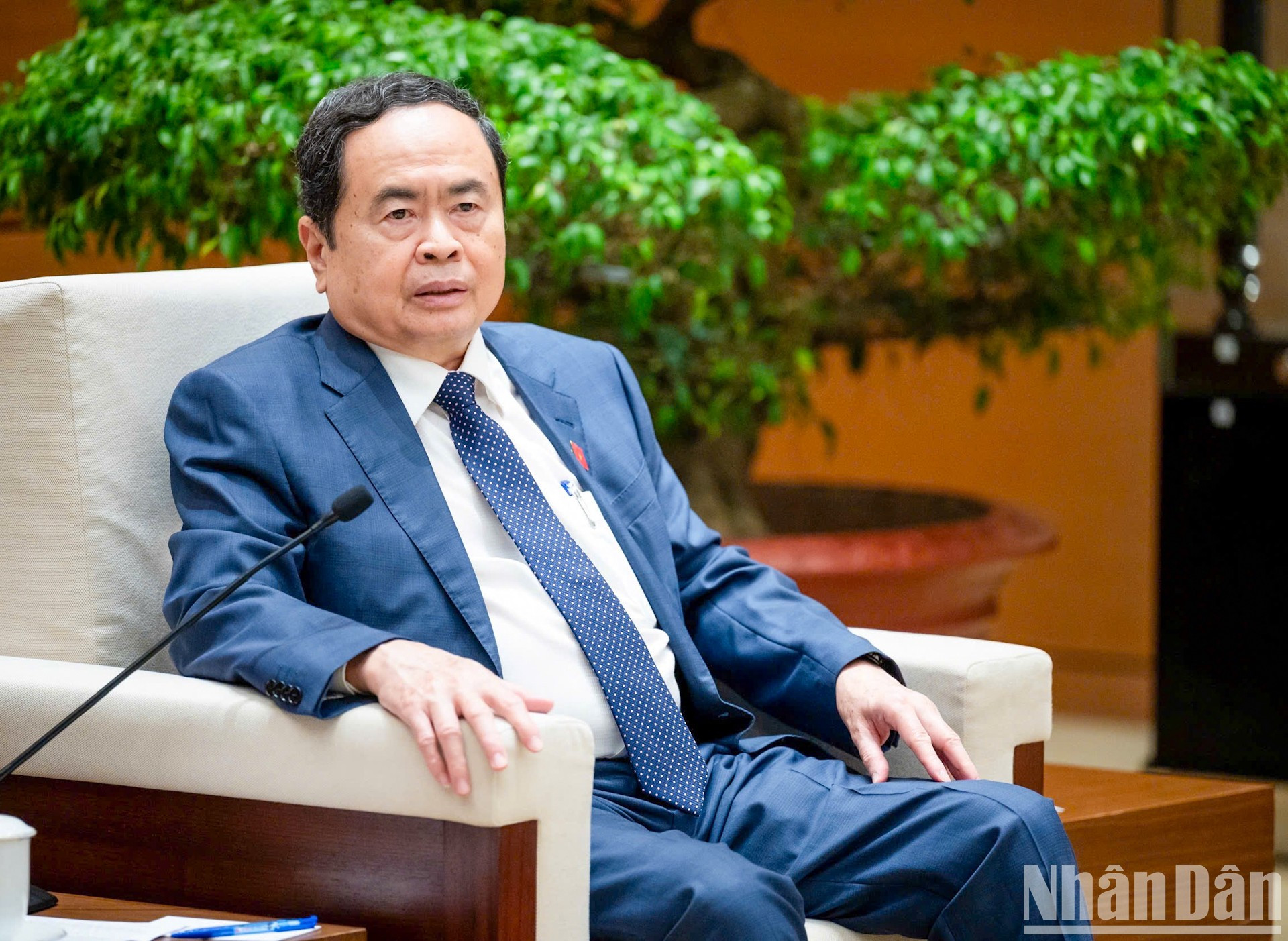 El presidente del Legislativo interviene. El presidente del Legislativo interviene.