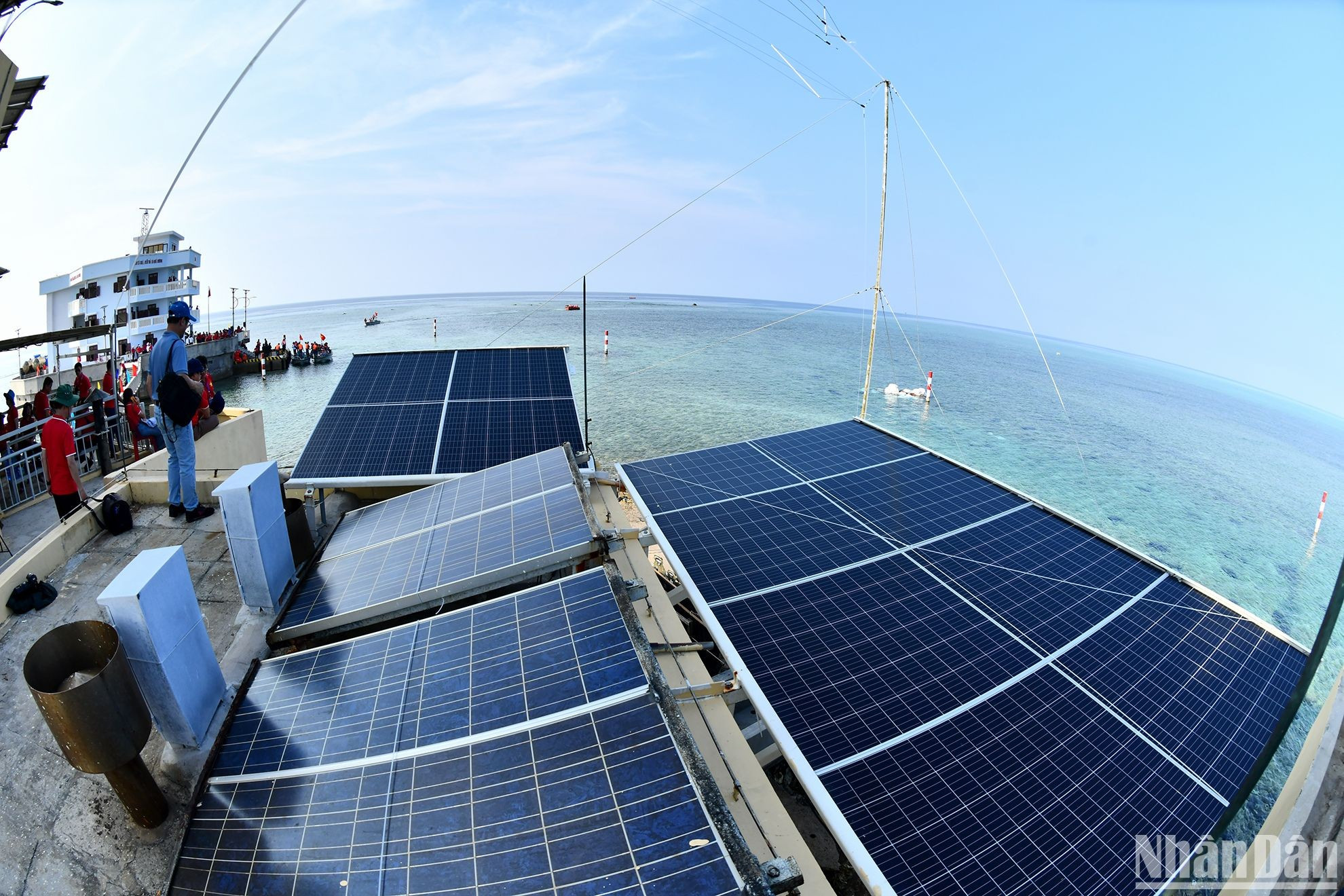 Instalaciones al servicio de la generación de energías verdes en el área de Co Lin.