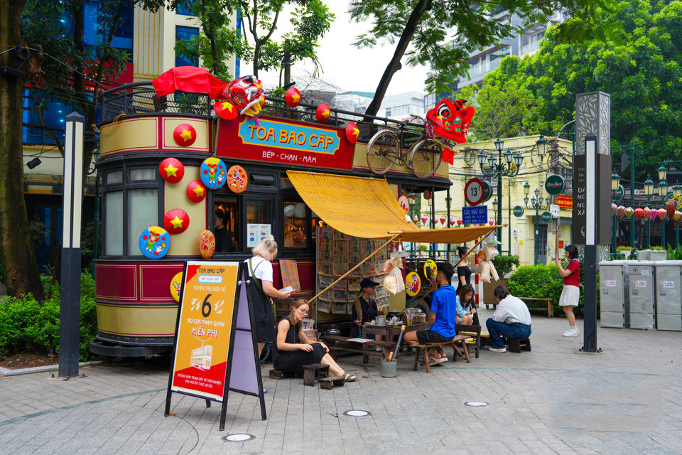 Allí se hallan imágenes icónicas de la capital vietnamita. Allí se hallan imágenes icónicas de la capital vietnamita.