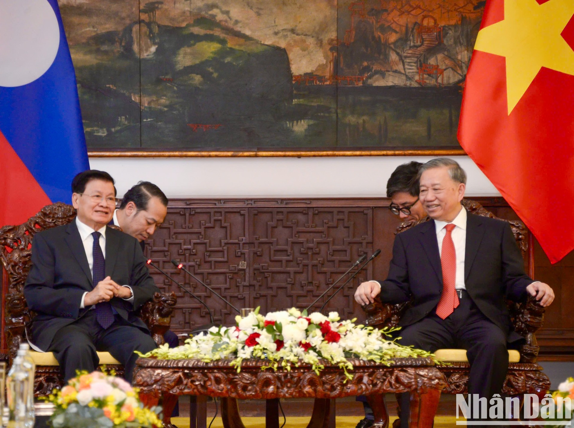 Escena de la reunión.