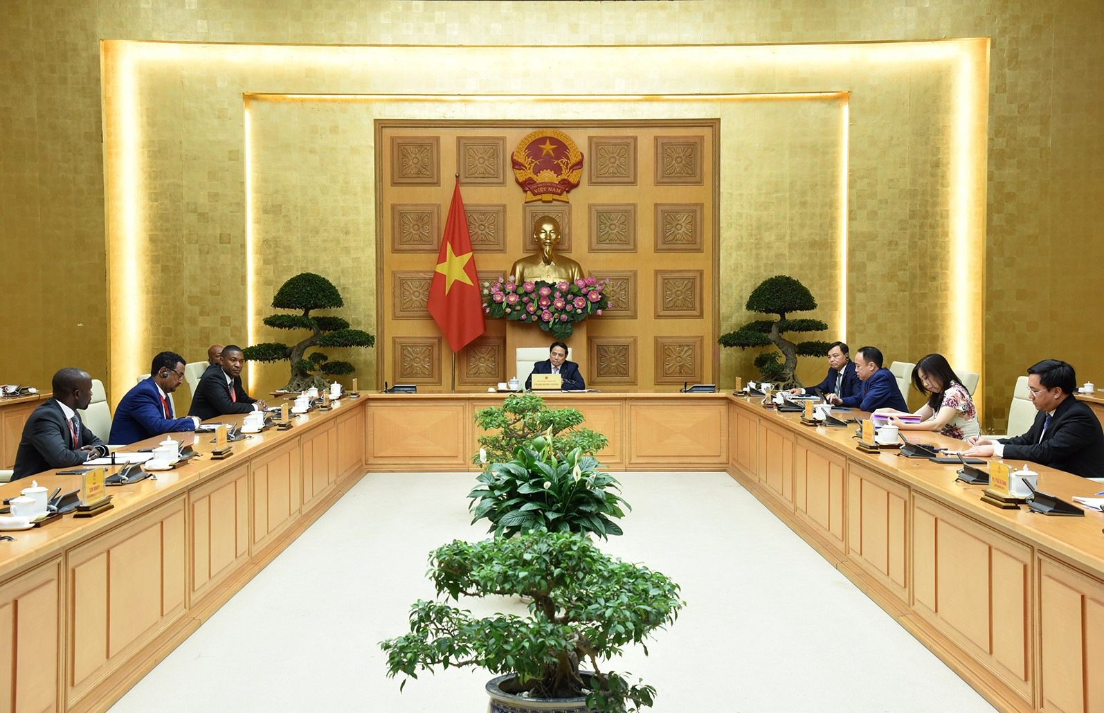 Panorama de la reunión. Panorama de la reunión.