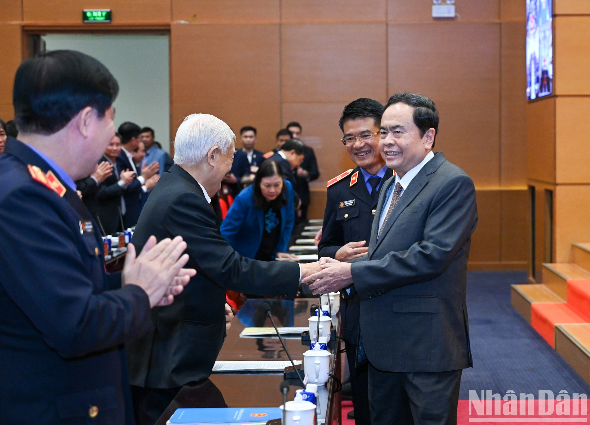 El máximo legislador nacional y delegados a la cita. El máximo legislador nacional y delegados a la cita.
