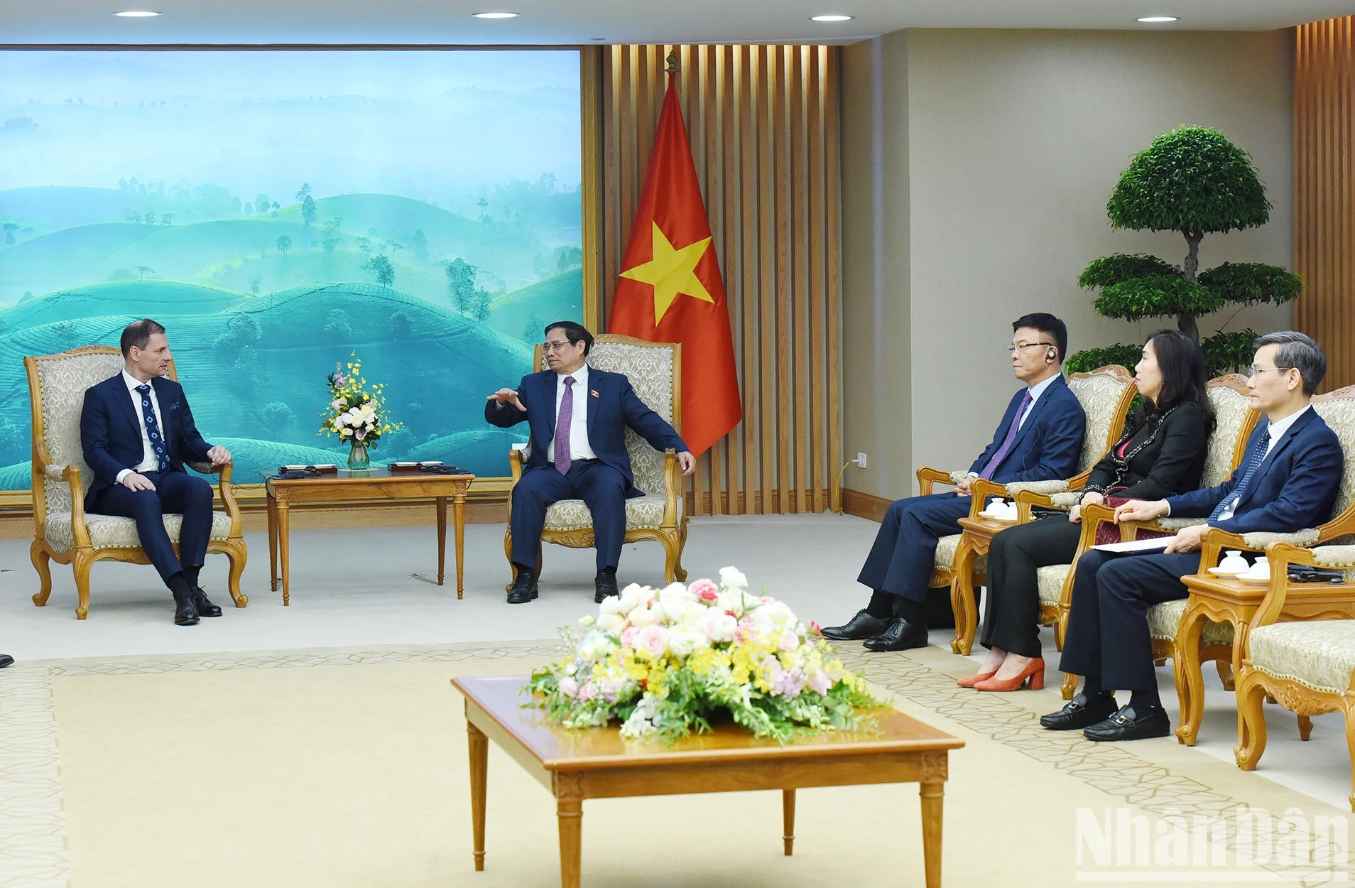 Representantes de Vietnam en la reunión.
