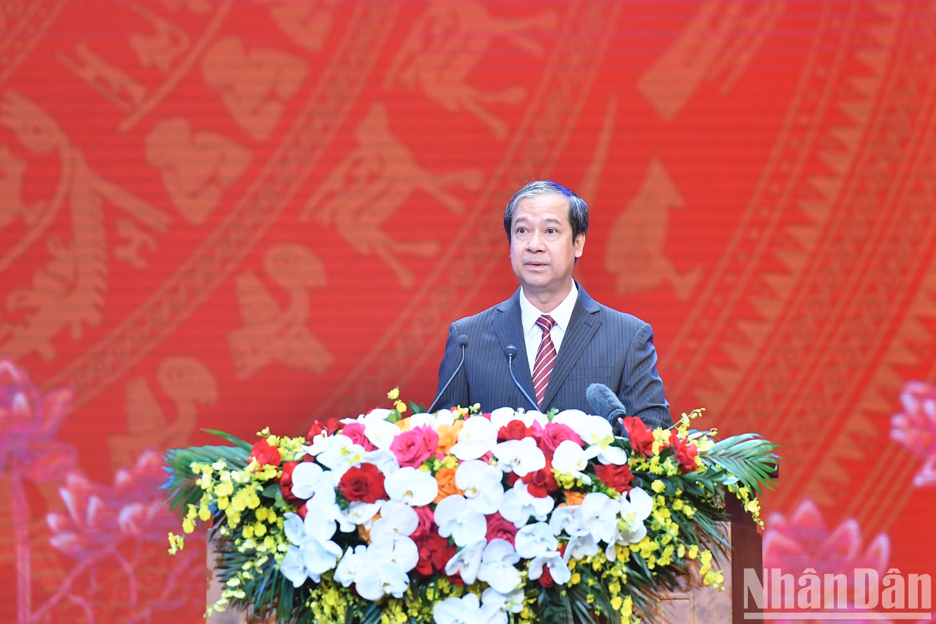 El ministro de Educación y Formación, Nguyen Kim Son.