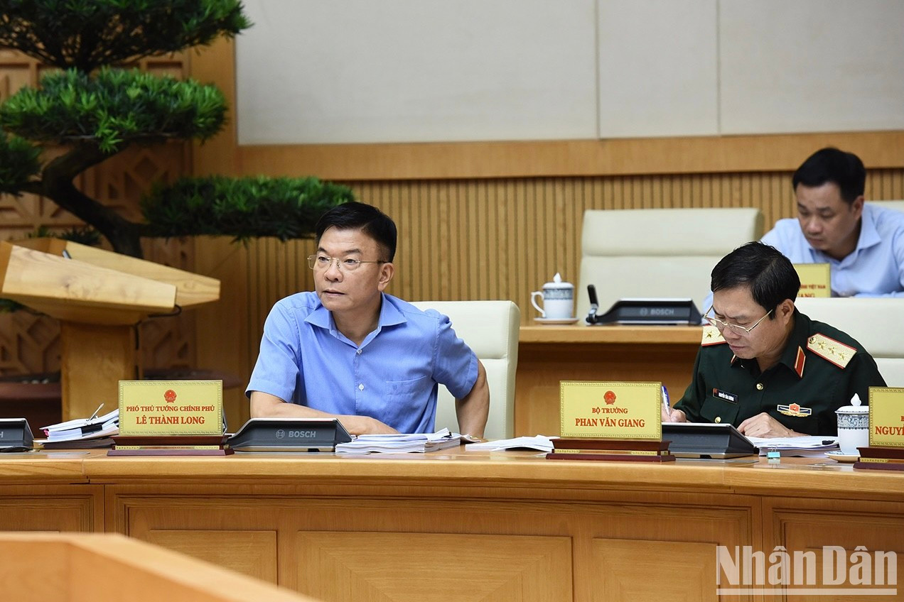 El vicepremier Le Thanh Long.