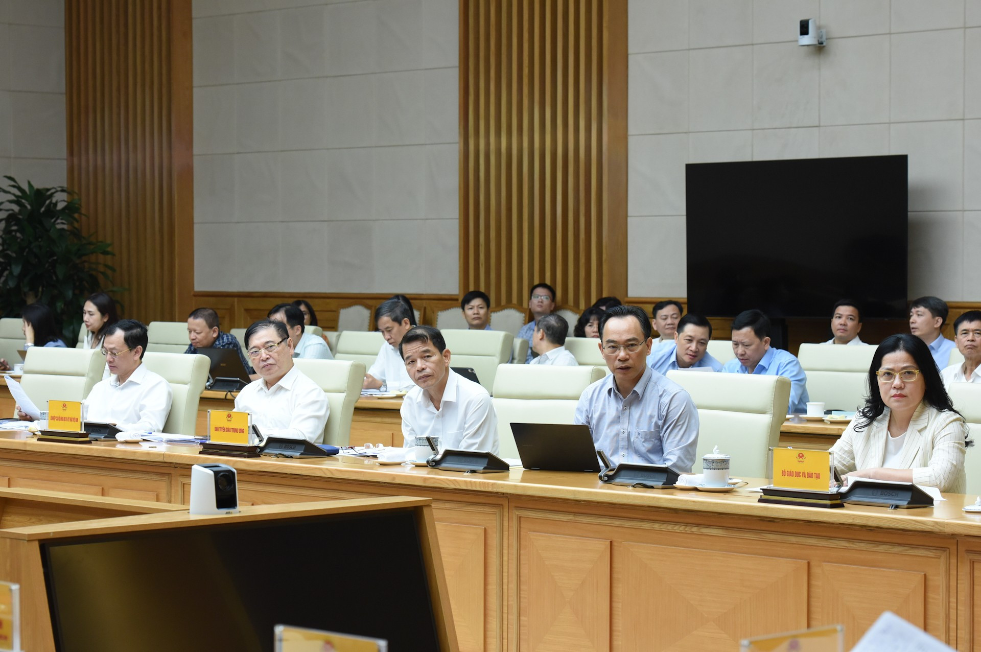 Delegados a la reunión. Delegados a la reunión.