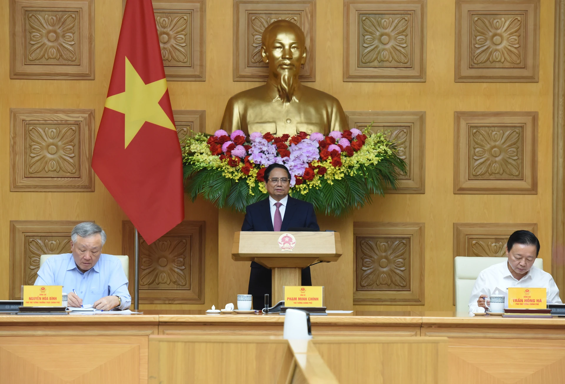 [Foto] Premier vietnamita preside conferencia de balance sobre despliegue de la Resolución 18