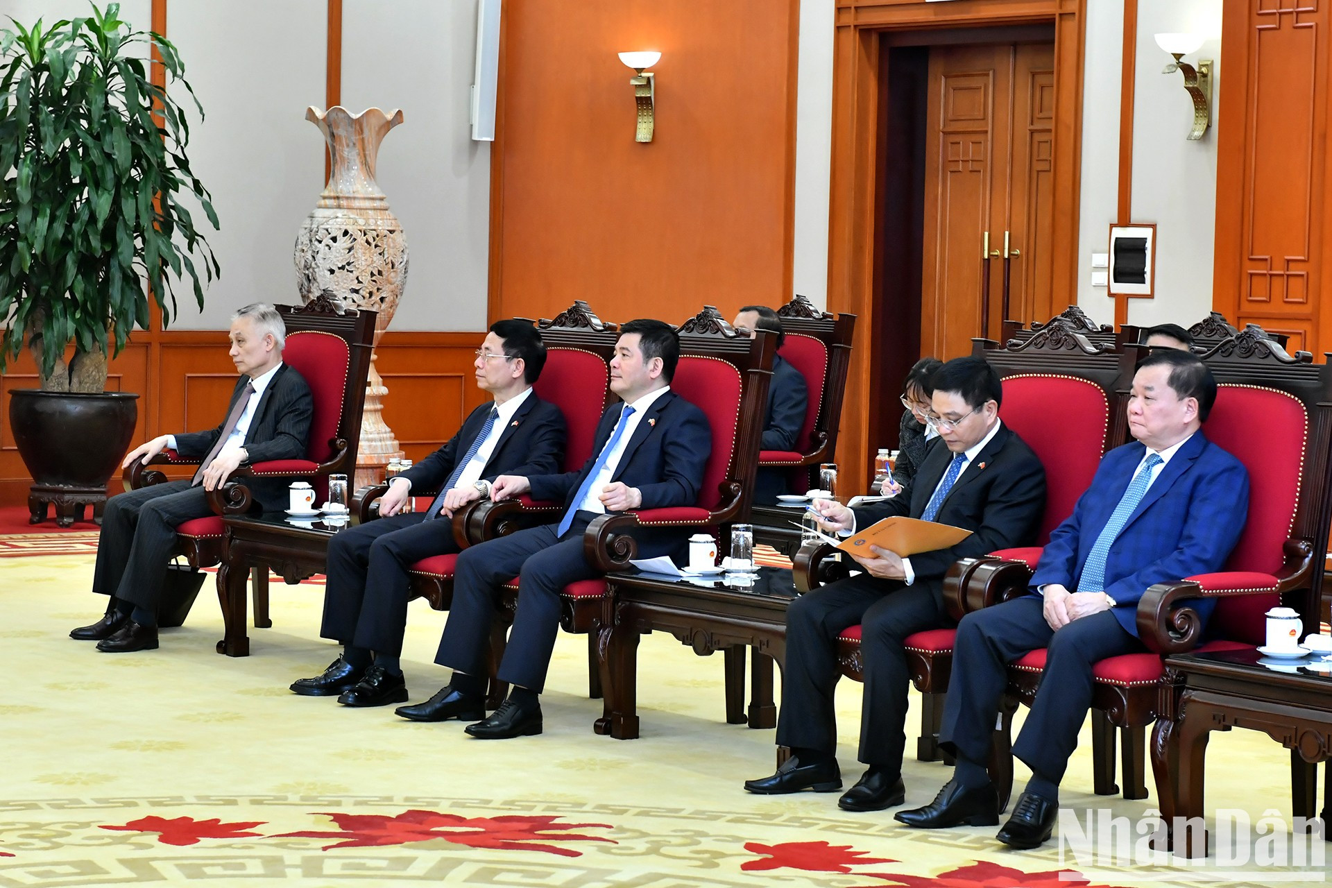 Delegados de Vietnam. Delegados de Vietnam.