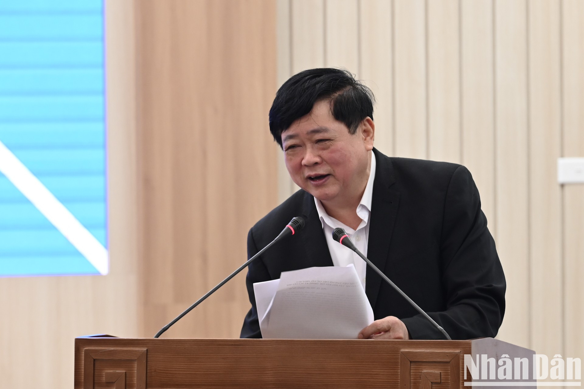 El profesor asociado y doctor Nguyen The Ky. El profesor asociado y doctor Nguyen The Ky.