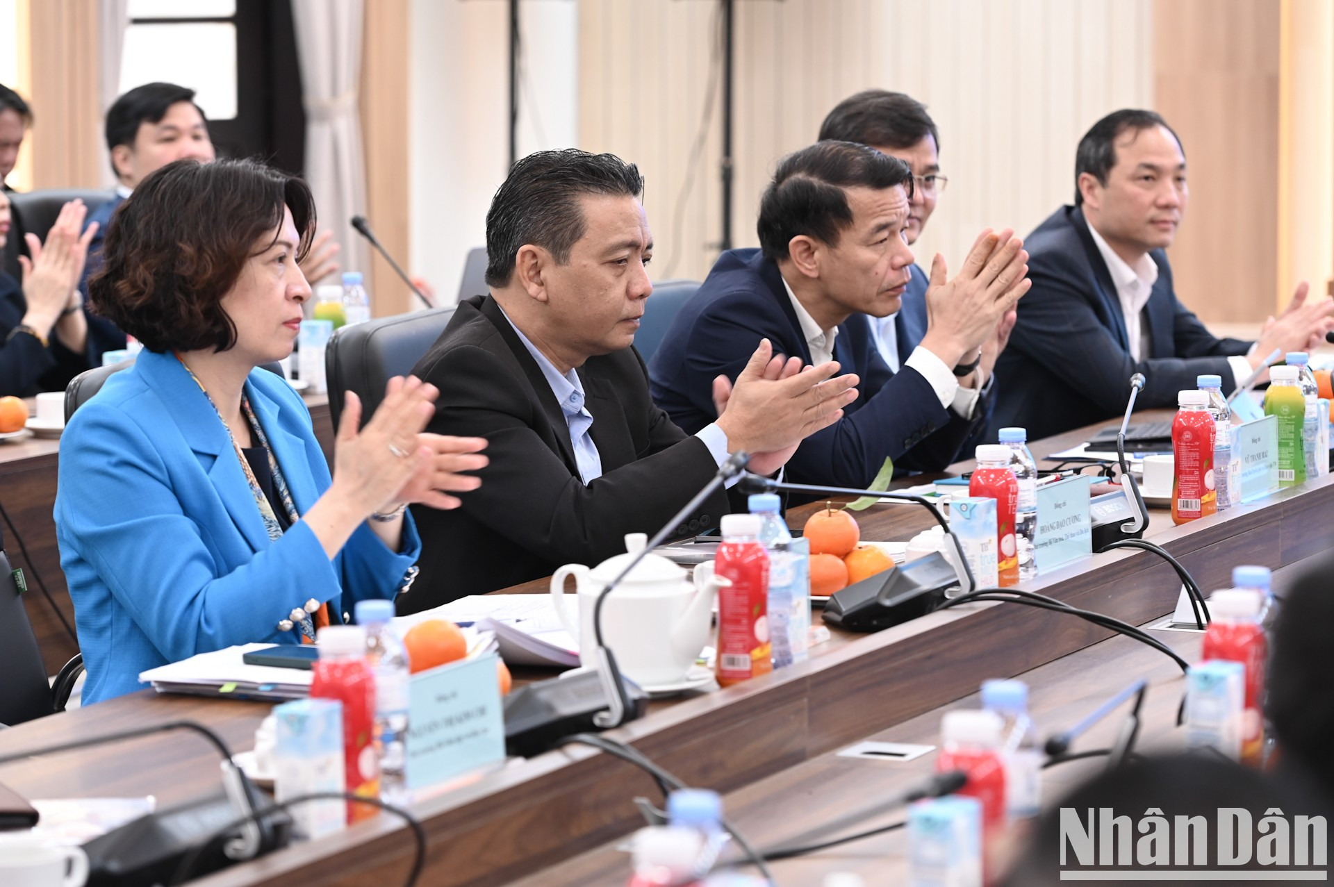 Delegados al seminario. Delegados al seminario.