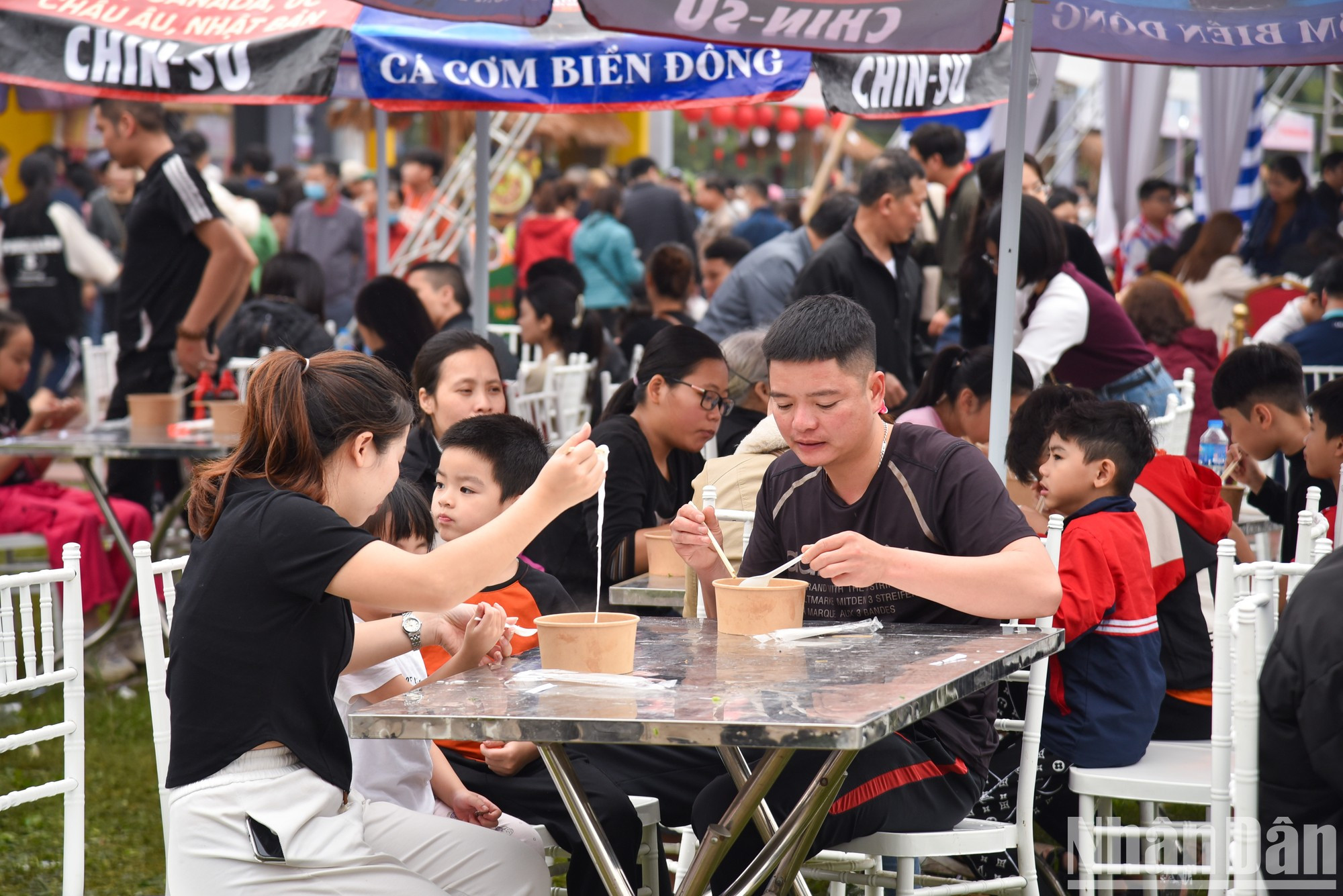 Durante sus tres días de celebración, con miles de visitantes, el festival ha dejado una buena impresión en los amantes de la gastronomía. Durante sus tres días de celebración, con miles de visitantes, el festival ha dejado una buena impresión en los amantes de la gastronomía.