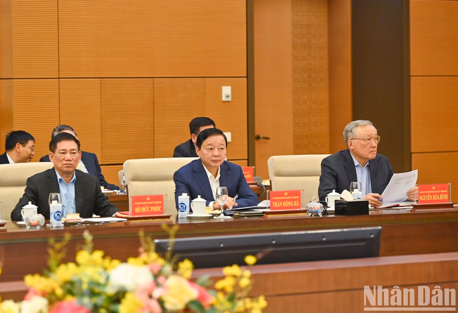 Dirigentes del Gobierno y miembros de la Junta Permanente del Comité del PCV en el Gobierno.