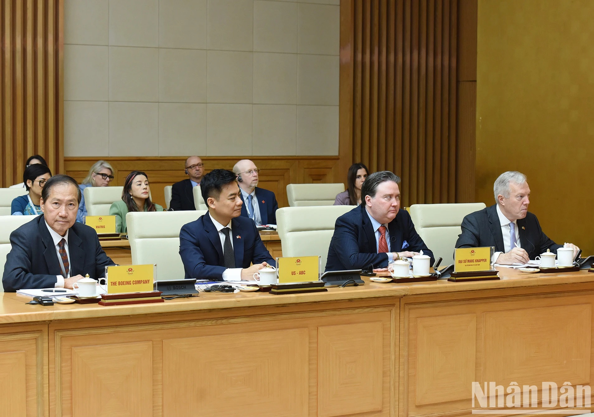 Miembros de la delegación del USABC.