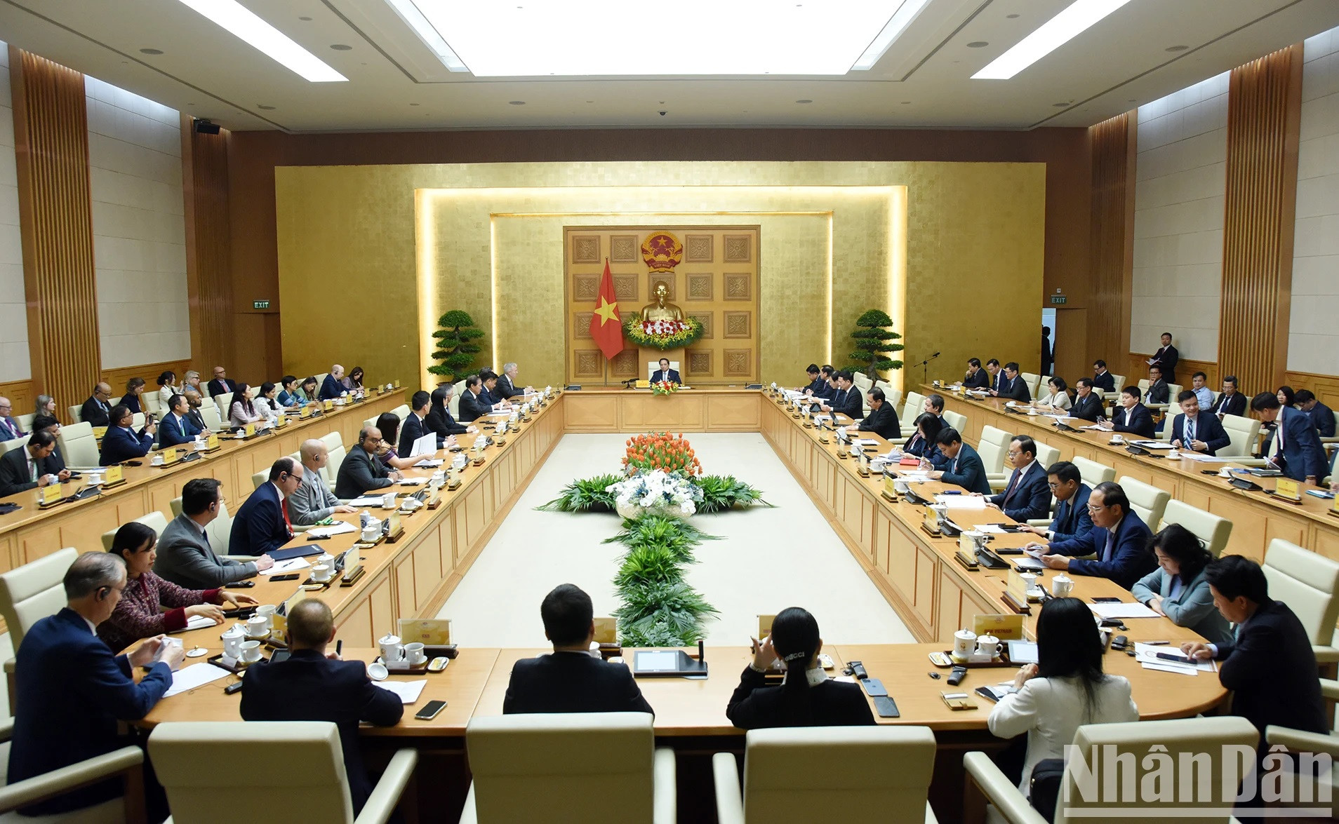 Panorama de la reunión.