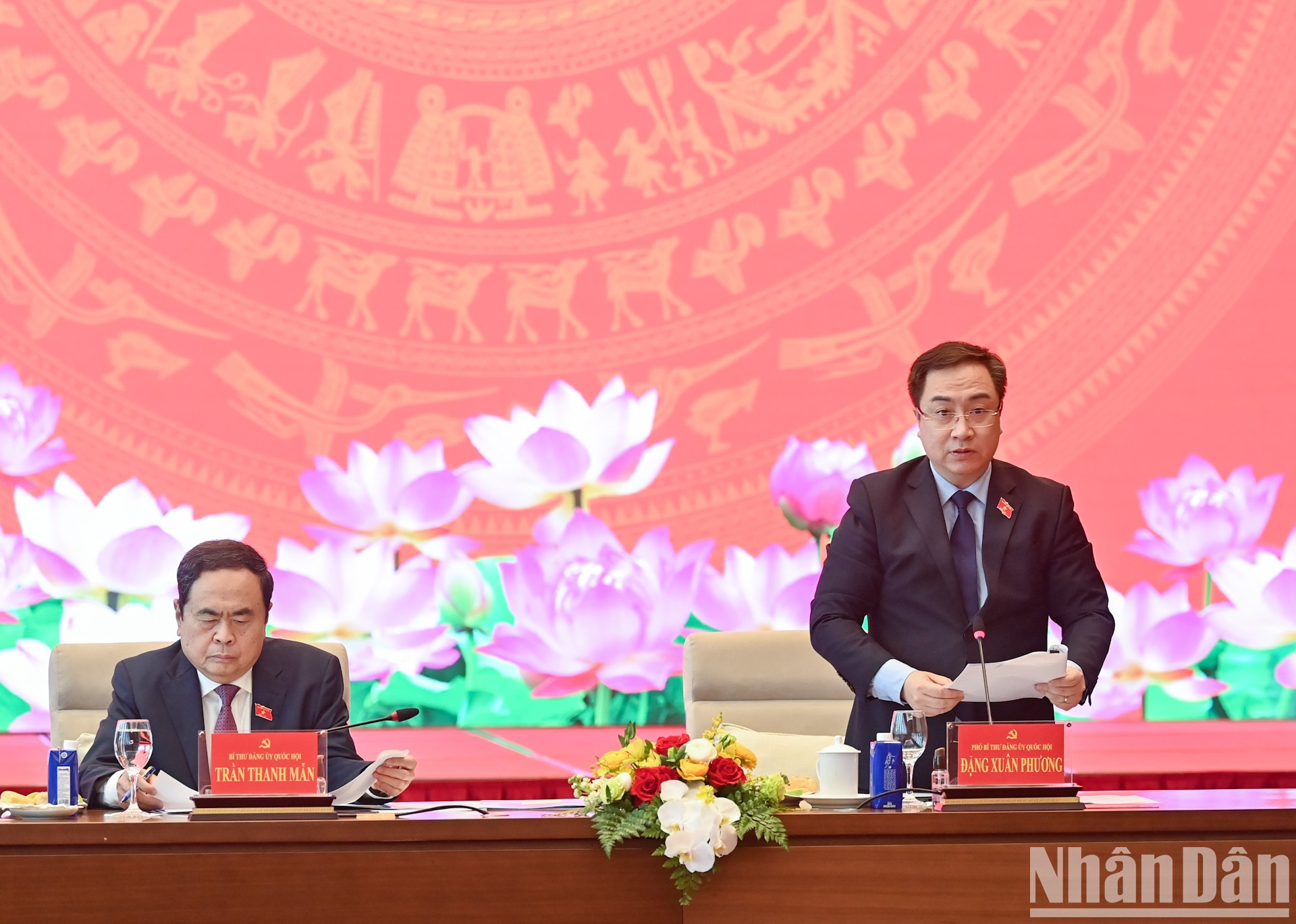 El vicesecretario del Comité del Partido en la ANV Dang Xuan Phuong. El vicesecretario del Comité del Partido en la ANV Dang Xuan Phuong.