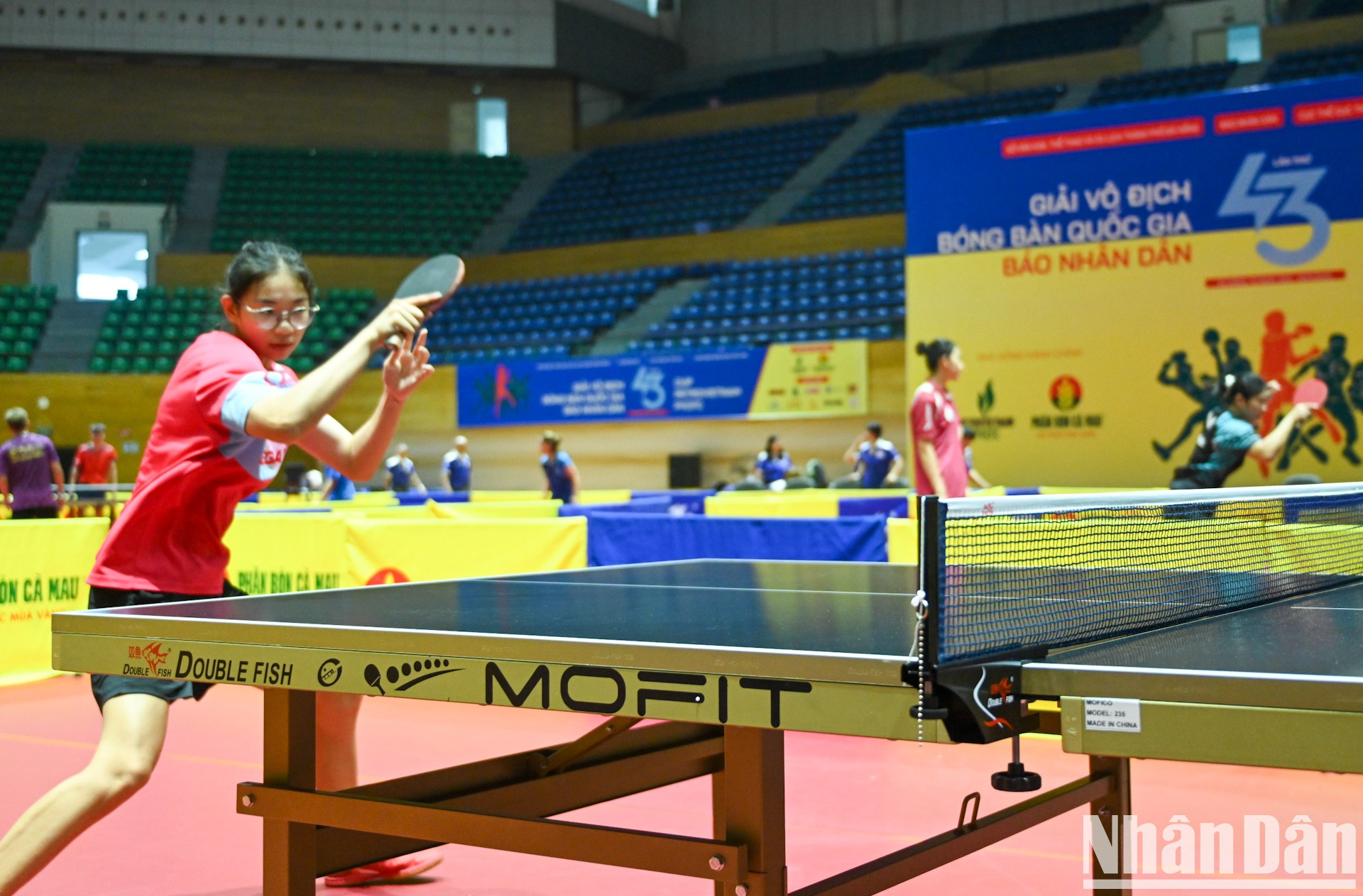Los atletas practican para el torneo. Los atletas practican para el torneo.