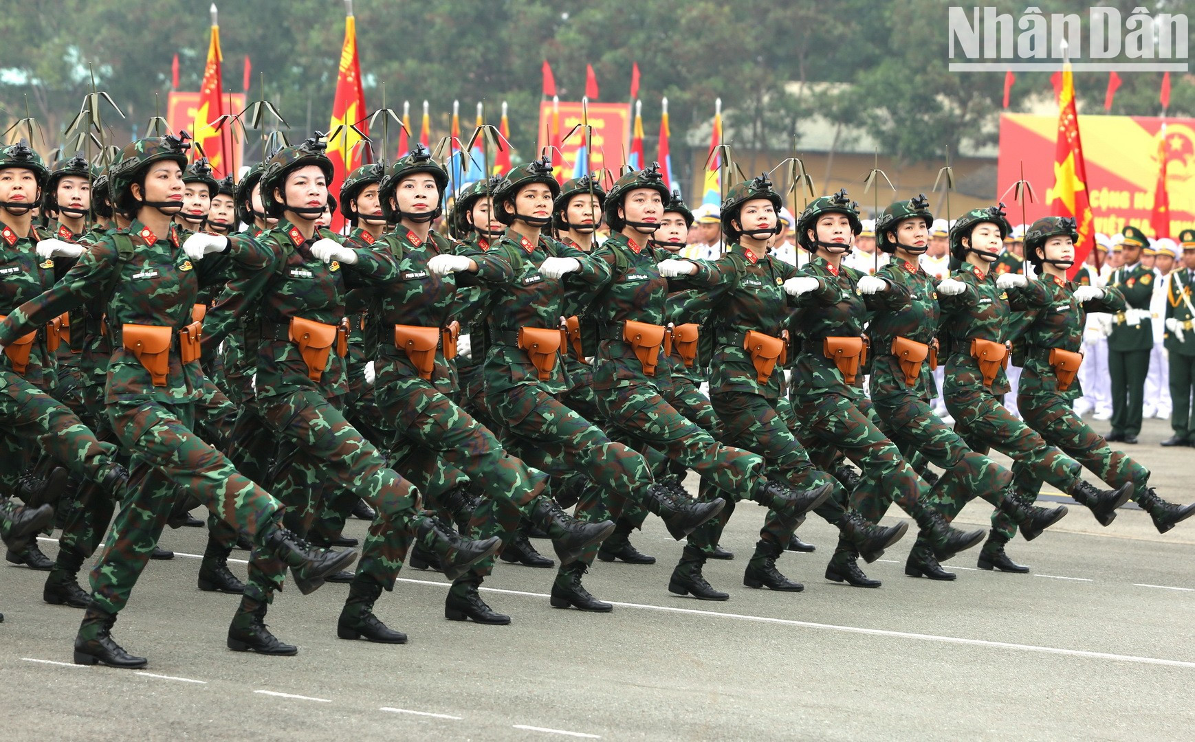 Bloque de mujeres oficiales de información. Bloque de mujeres oficiales de información.