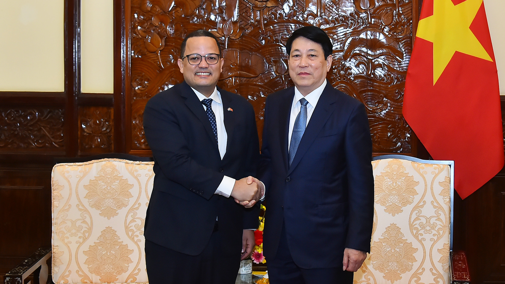 [Foto] Presidente de Vietnam recibe a embajador de República Dominicana