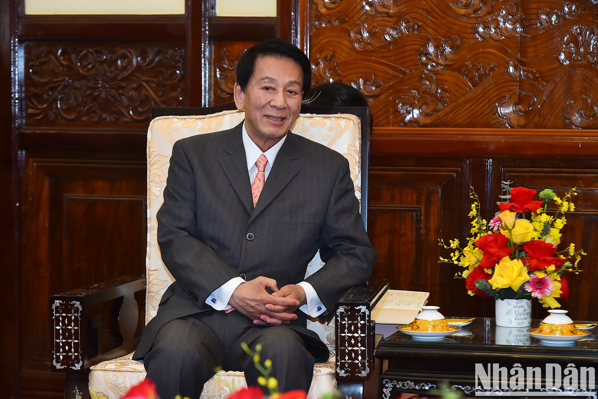 El exembajador especial de las relaciones Vietnam-Japón, Sugi Ryotaro, en la reunión. El exembajador especial de las relaciones Vietnam-Japón, Sugi Ryotaro, en la reunión.