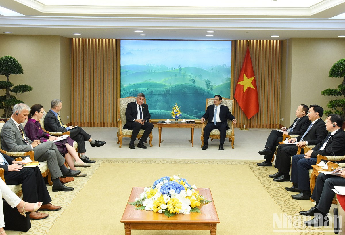 Escena de la reunión.