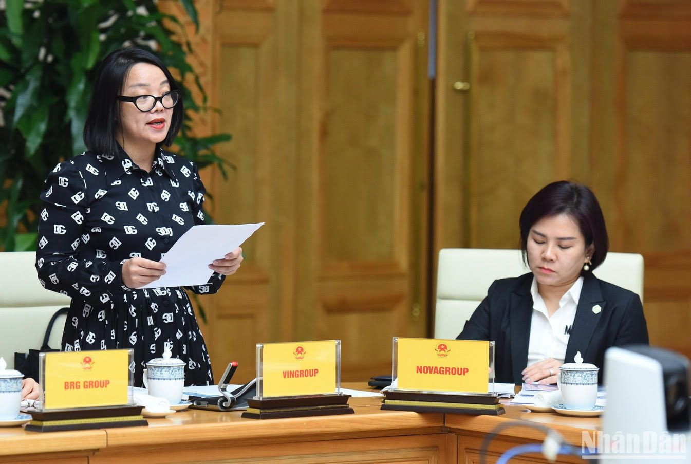 Una delegada del conglomerado Vingroup.