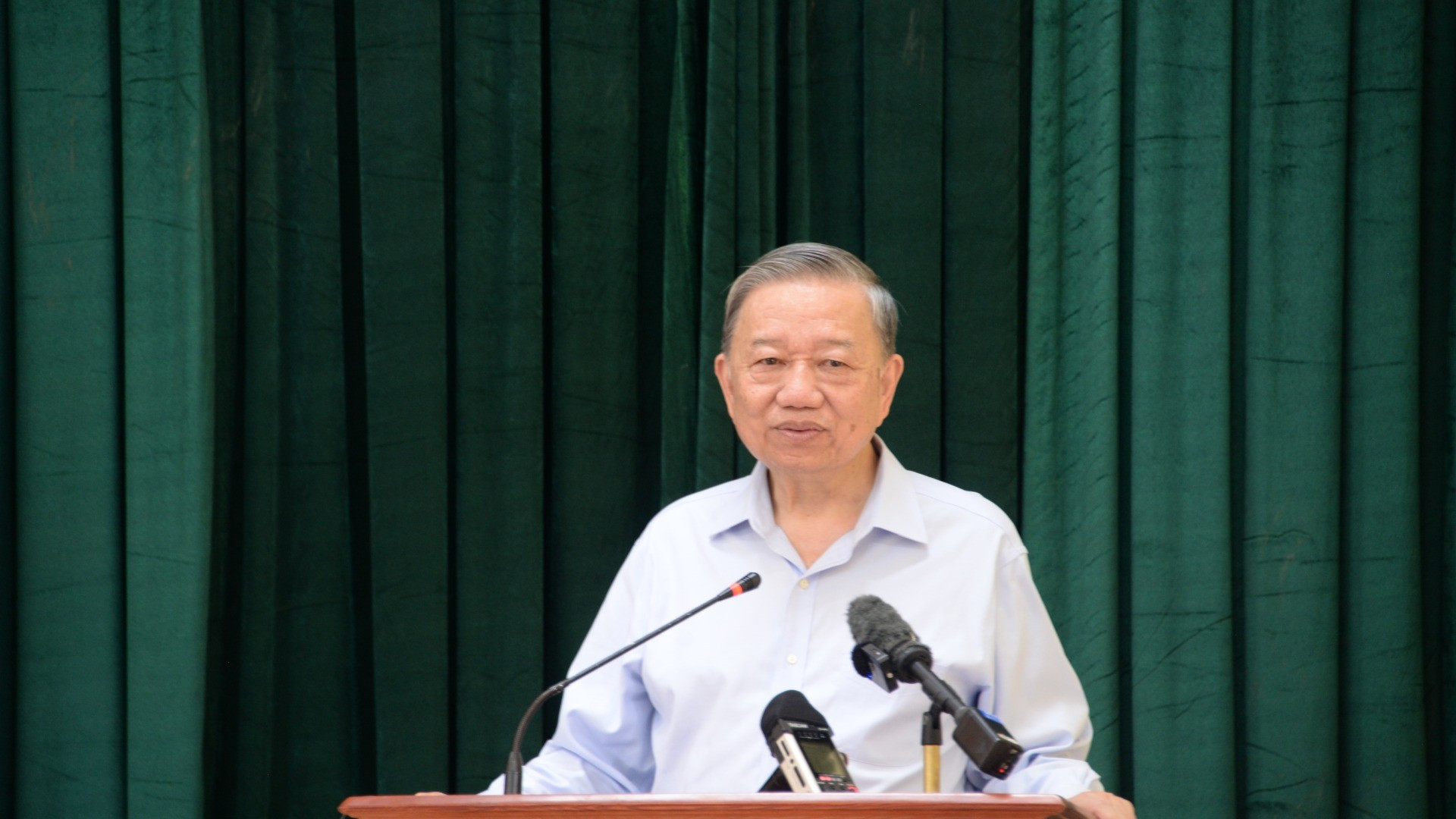 El líder político y jefe de Estado da palabras. El líder político y jefe de Estado da palabras.