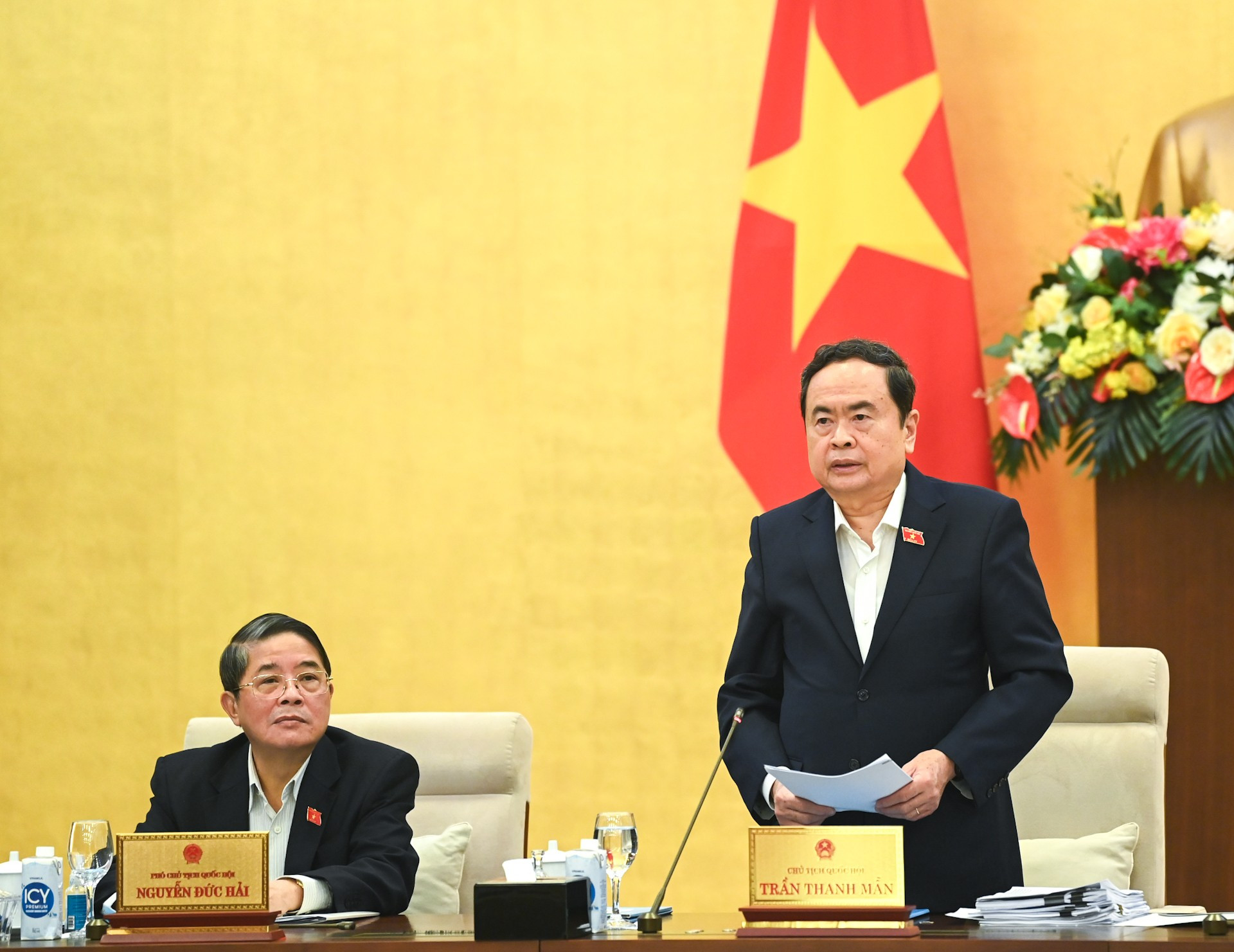 El titular de la Asamblea Nacional, Tran Thanh Man, da palabras inaugurales. El titular de la Asamblea Nacional, Tran Thanh Man, da palabras inaugurales.