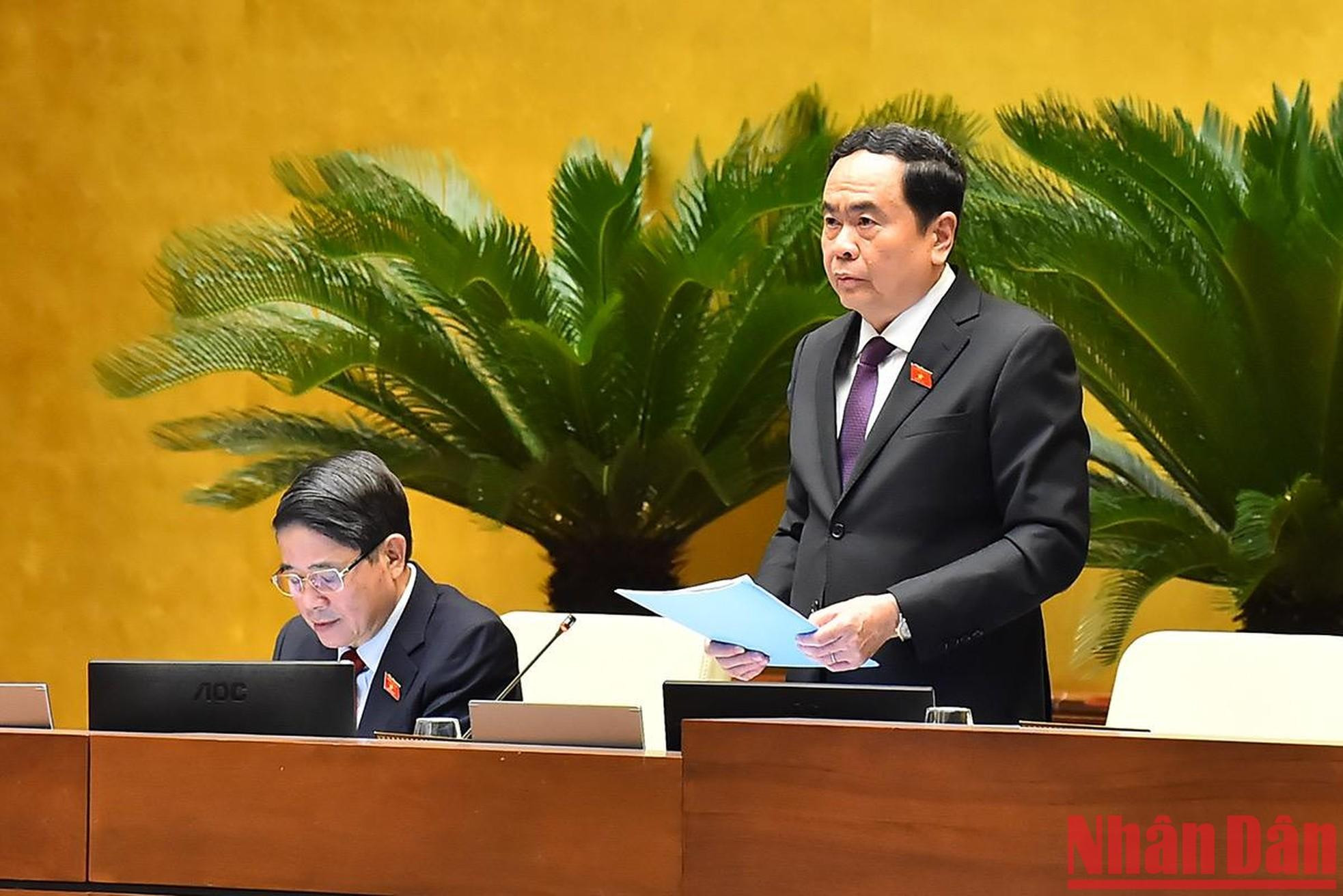 El vicepresidente permanente de la Asamblea Nacional, Tran Thanh Man, dirige la sesión de interpelación al primer ministro. El vicepresidente permanente de la Asamblea Nacional, Tran Thanh Man, dirige la sesión de interpelación al primer ministro.