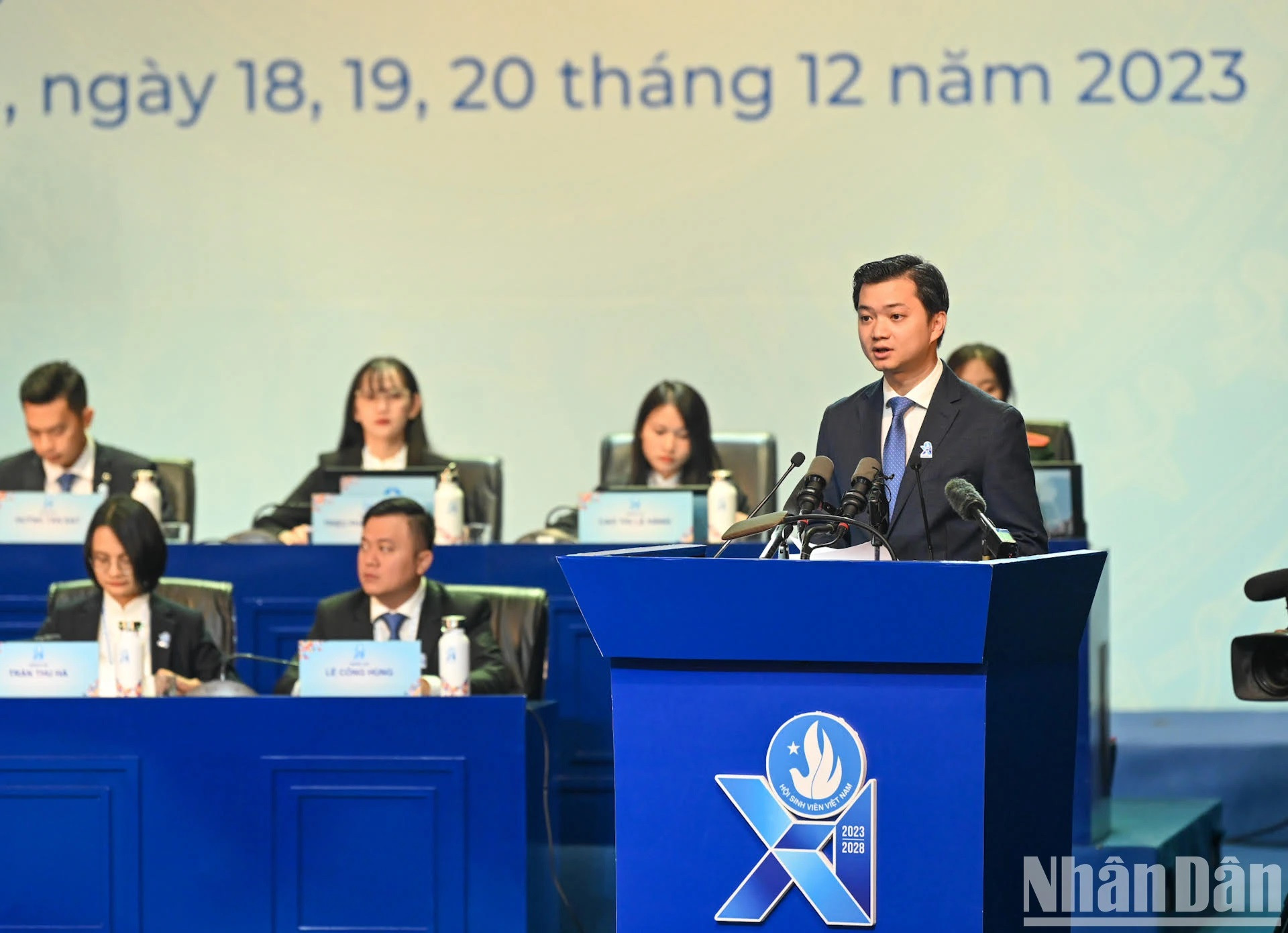 El secretario del Comité Central de la Unión de Jóvenes Comunistas Ho Chi Minh y presidente de la Asociación de Estudiantes de Vietnam, Nguyen Minh Triet.