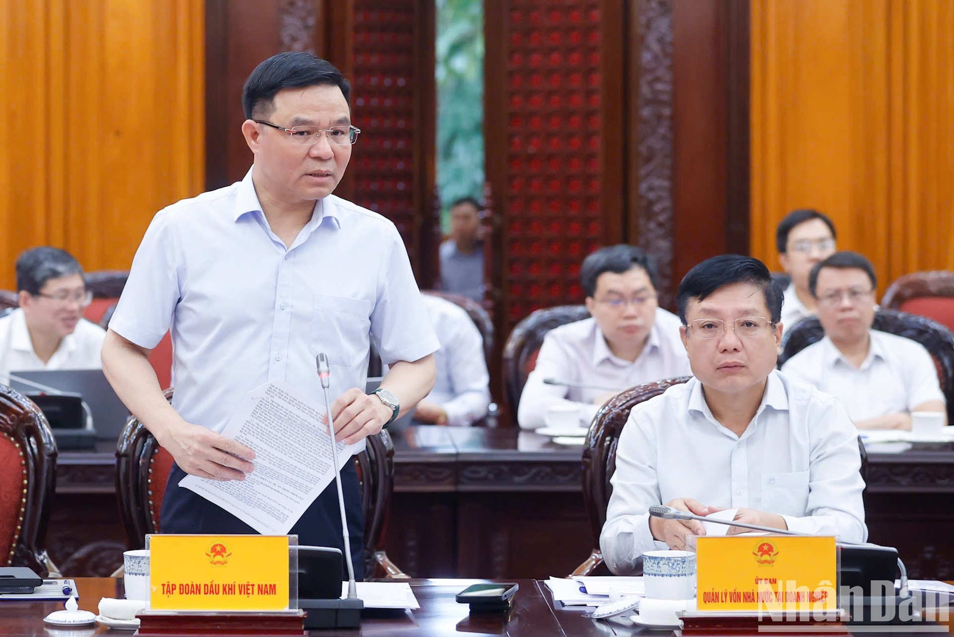 El director general del Grupo de Petróleo y Gas de Vietnam, Le Manh Hung.