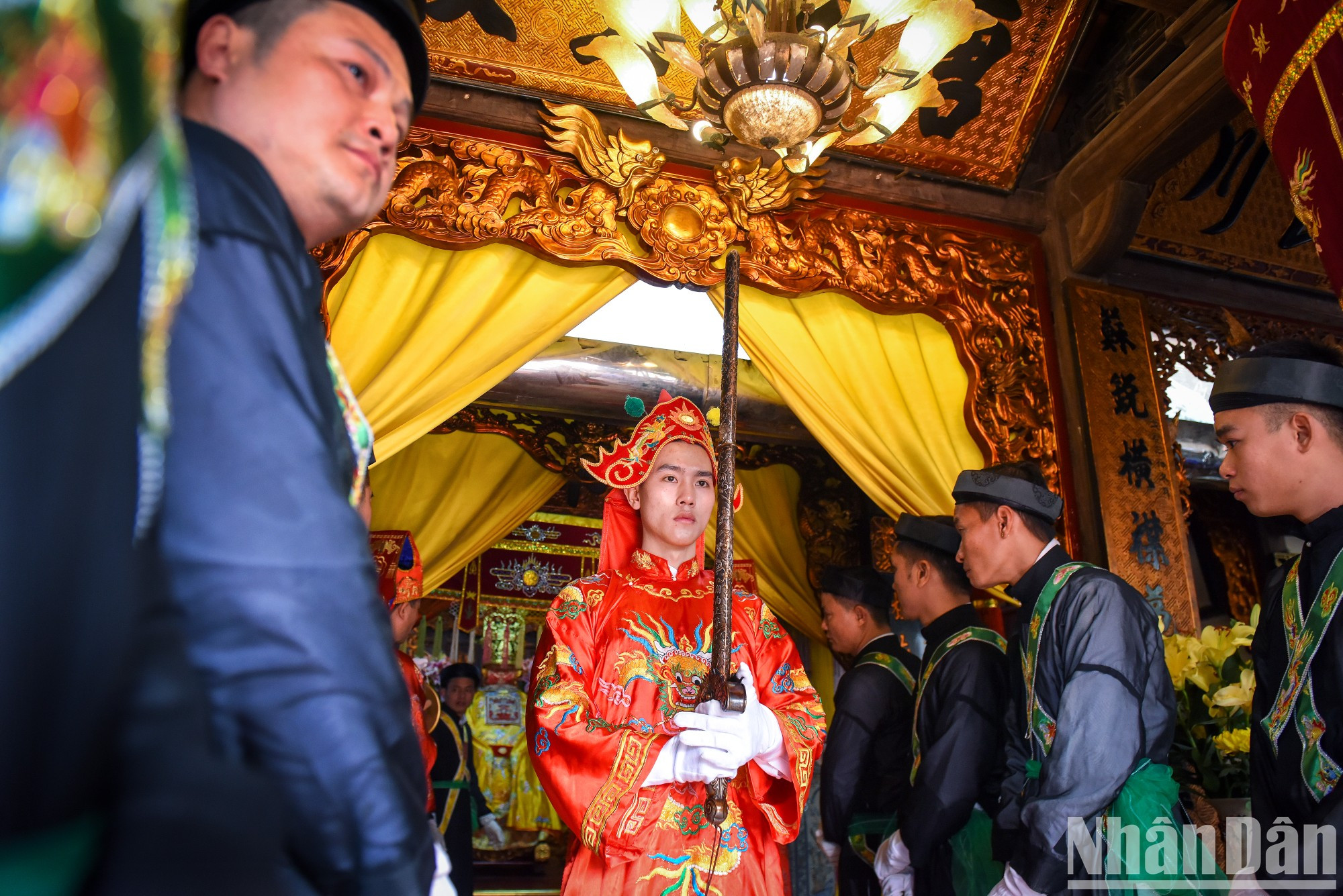El evento arrancó con rituales reglamentarios como la ofrenda de inciensos y la procesión de “sac”, decretos en que el rey consagra y reconoce a los dioses adorados por alguna aldea o localidad. El evento arrancó con rituales reglamentarios como la ofrenda de inciensos y la procesión de “sac”, decretos en que el rey consagra y reconoce a los dioses adorados por alguna aldea o localidad.