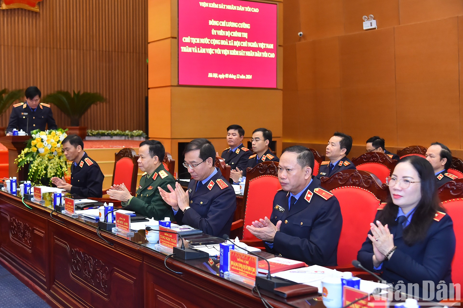 Miembros del personal directivo de la entidad.