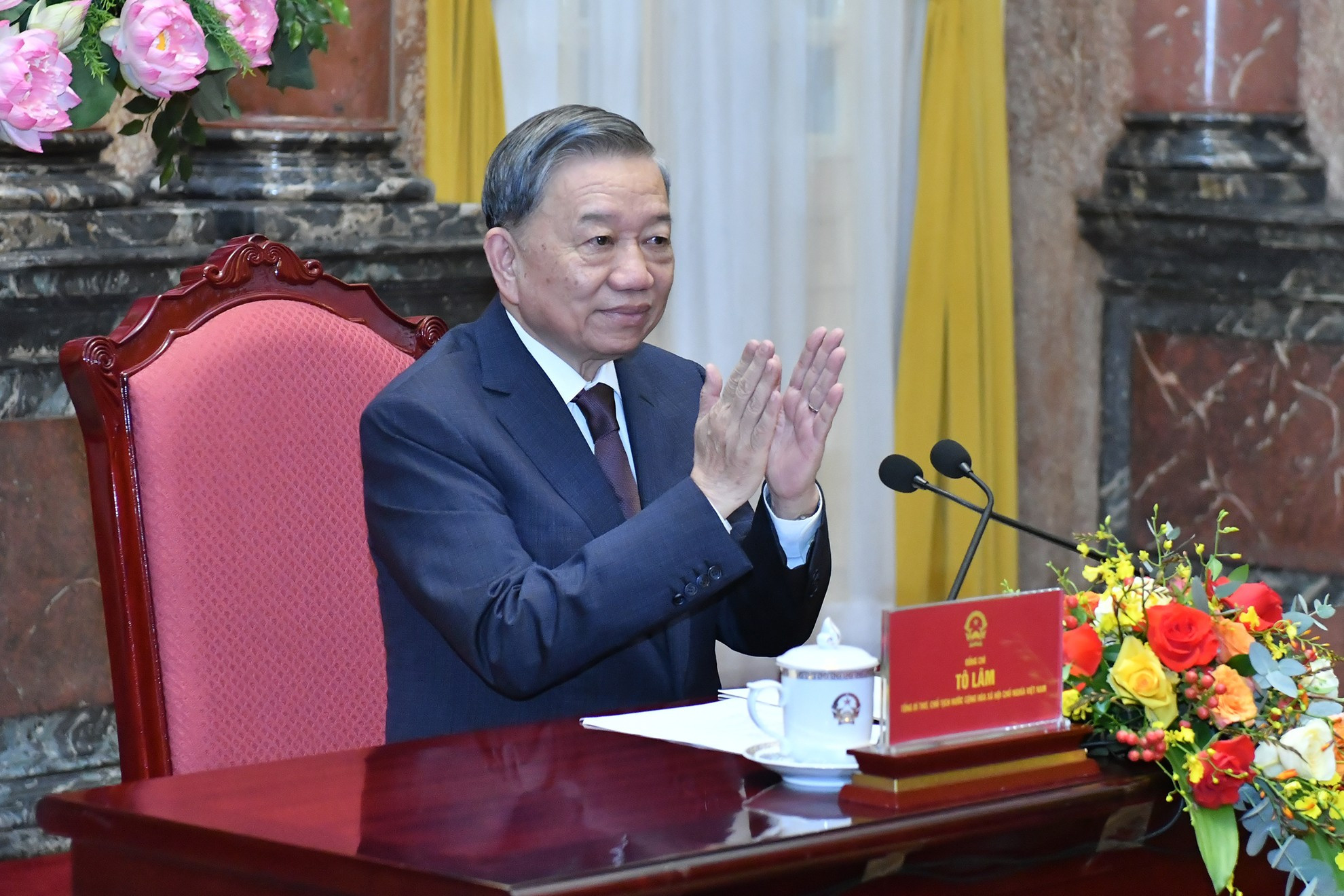 El máximo dirigente vietnamita en la cita. El máximo dirigente vietnamita en la cita.