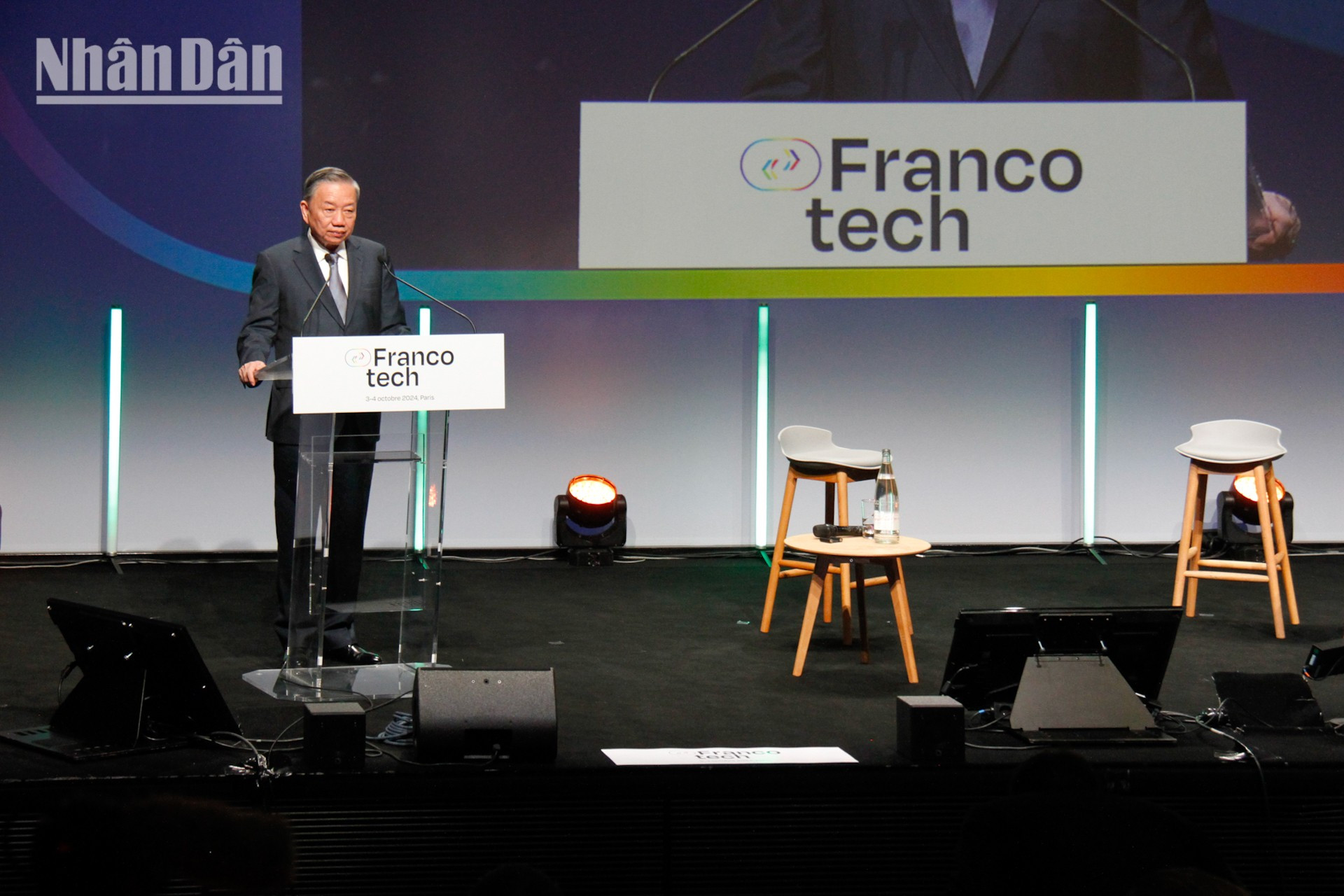 El secretario general del PCV y presidente de Vietnam, To Lam, asiste y pronuncia un discurso en el Foro Empresarial Francófono sobre innovación y creatividad en el marco de la 19ª Cumbre de Francofonía (Foto: KHAI HOAN). El secretario general del PCV y presidente de Vietnam, To Lam, asiste y pronuncia un discurso en el Foro Empresarial Francófono sobre innovación y creatividad en el marco de la 19ª Cumbre de Francofonía (Foto: KHAI HOAN).