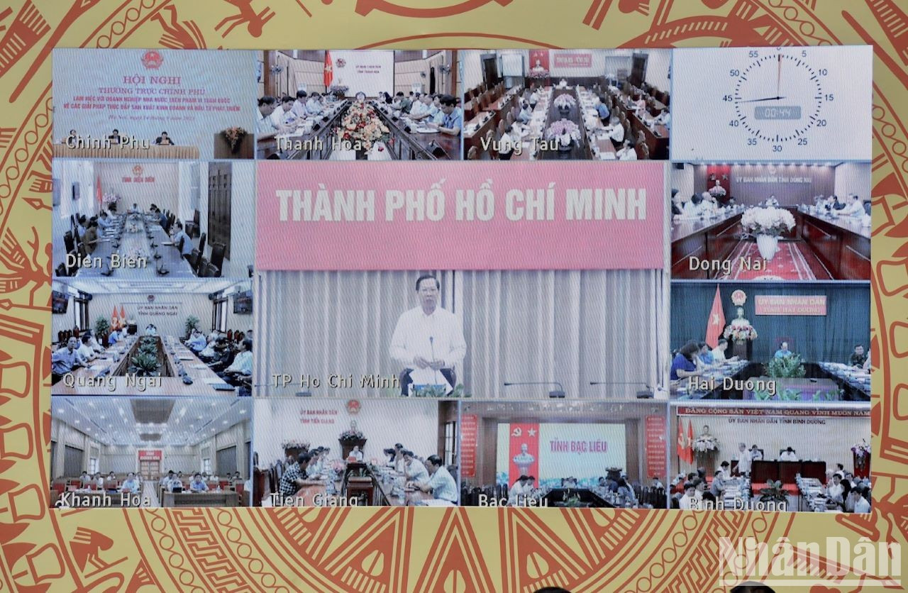 El presidente del Comité Popular de Ciudad Ho Chi Minh interviene.