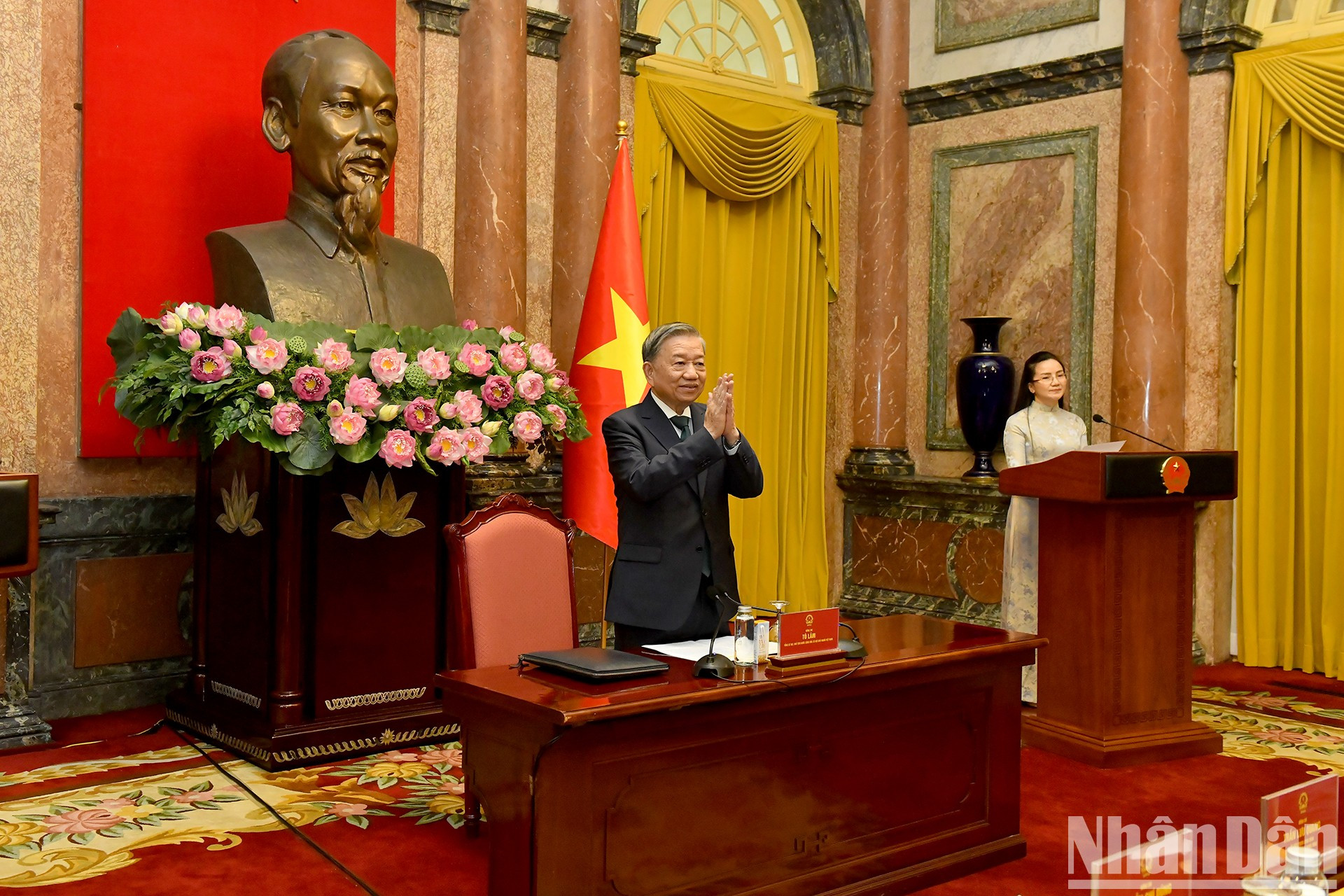 El secretario general del PCV y presidente de Vietnam, To Lam, en el encuentro.