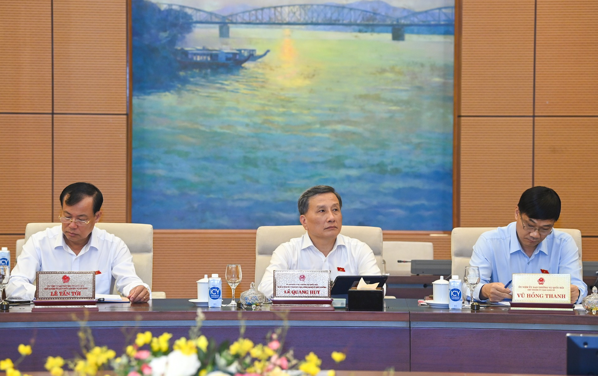 Miembros de la Comité Permanente de la AN.