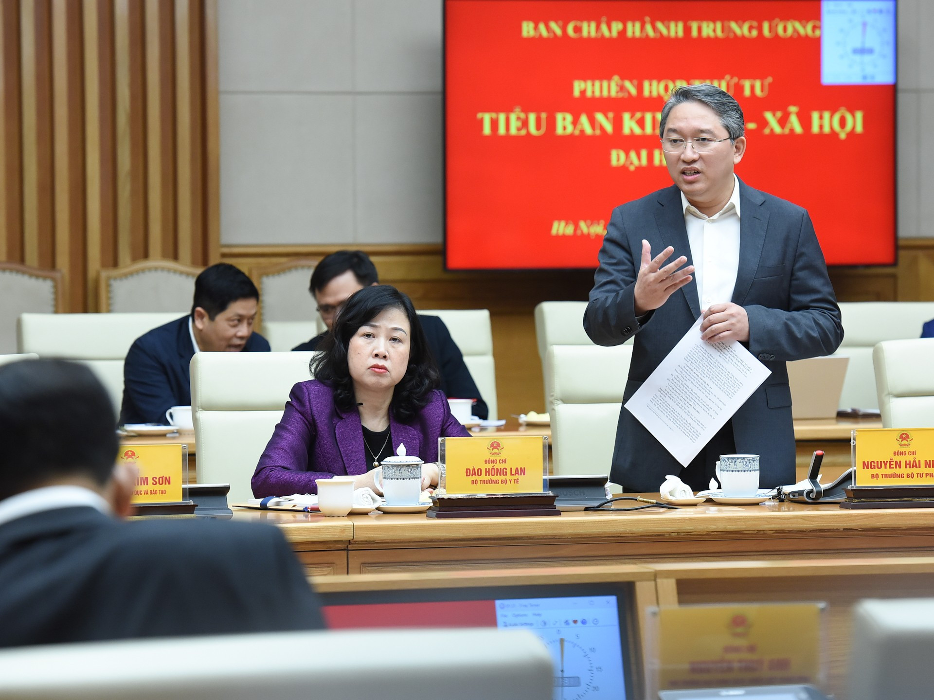 El ministro de Justicia, Nguyen Hai Ninh, interviene en la cita. El ministro de Justicia, Nguyen Hai Ninh, interviene en la cita.