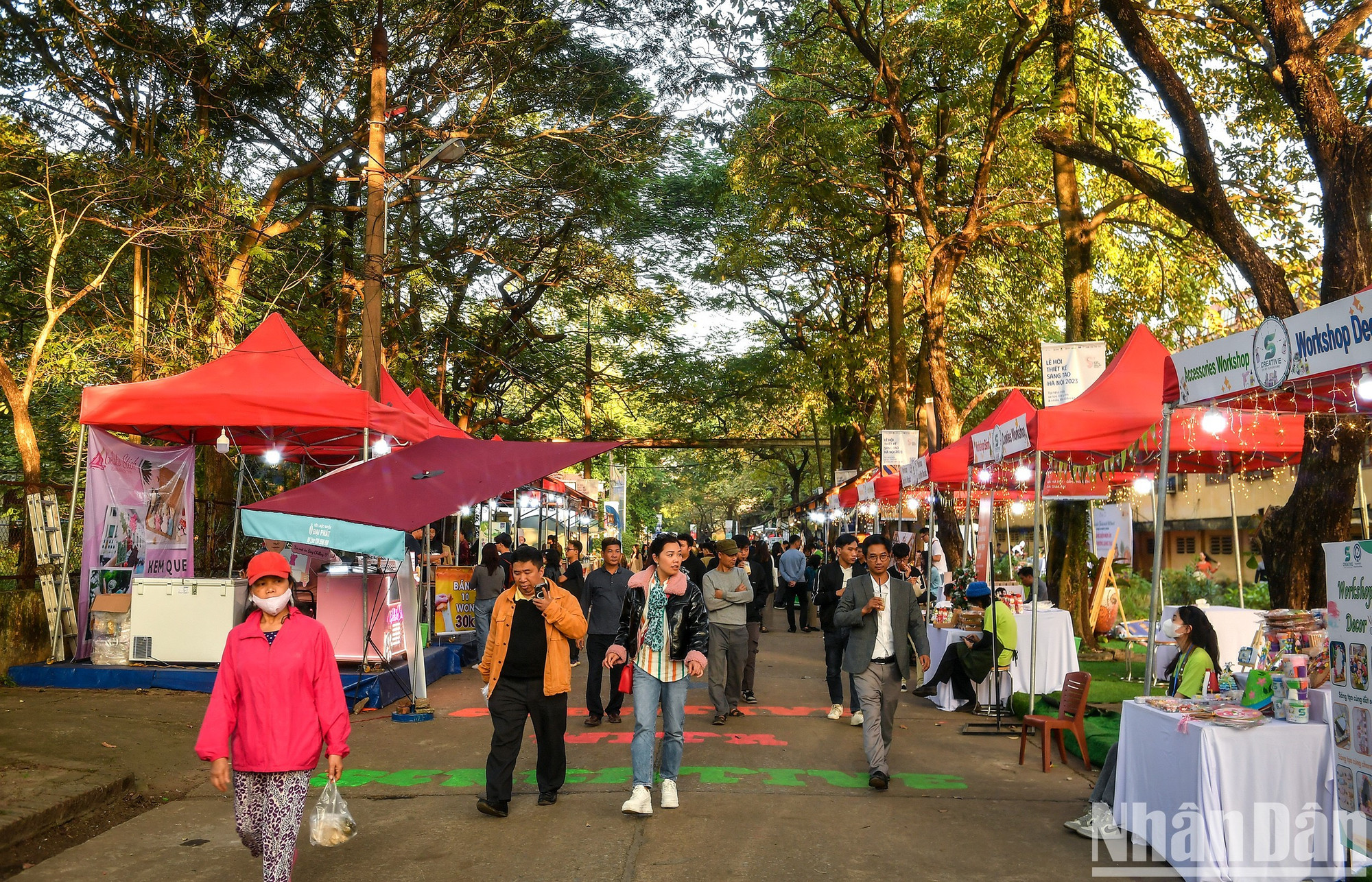 La zona exterior también es muy rica en actividades experienciales.