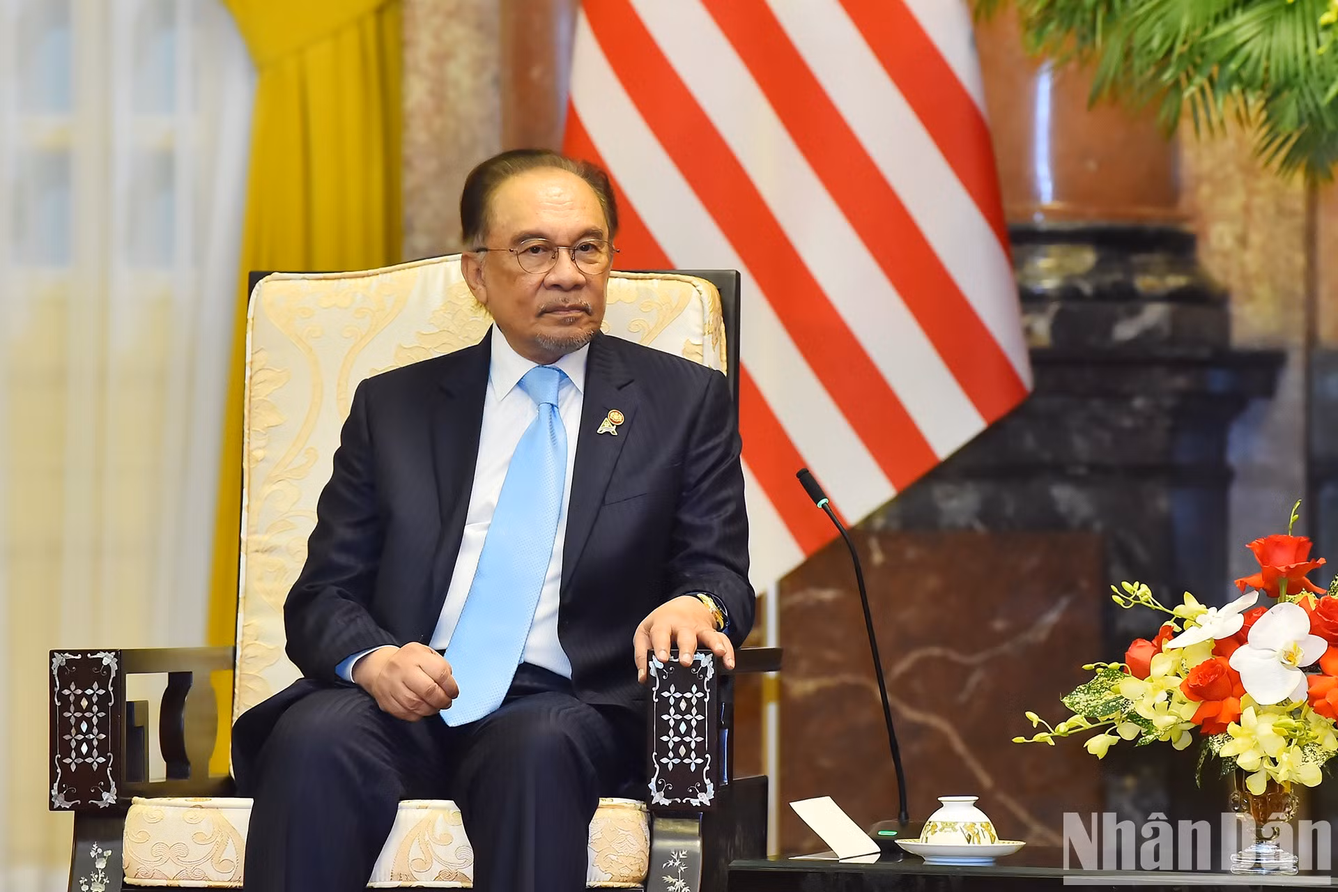 El primer ministro de Malasia, Anwar Ibrahim, interviene en el encuentro.