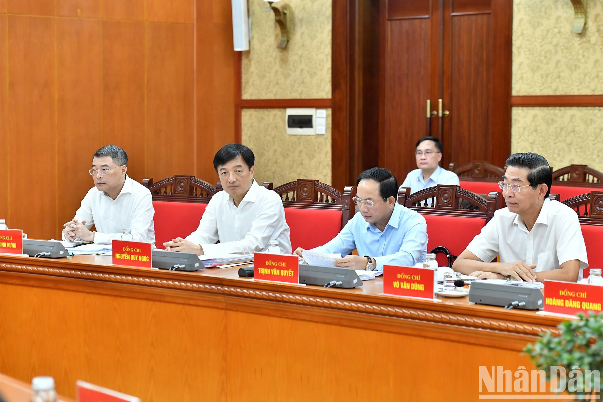 Miembros del Subcomité de Reglamentos del XIV Congreso Nacional del PCV. Miembros del Subcomité de Reglamentos del XIV Congreso Nacional del PCV.