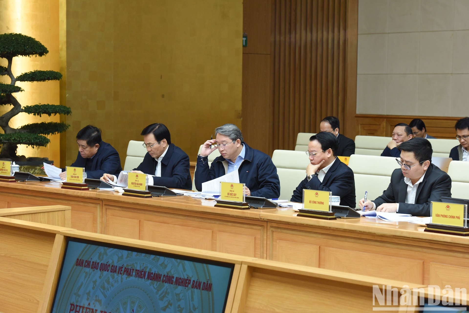 Representantes de ministerios en el evento. Representantes de ministerios en el evento.