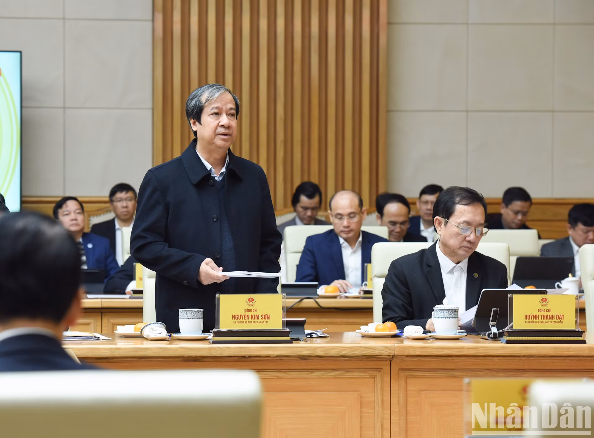 El ministro de Educación y Formación, Nguyen Kim Son, interviene en el acto.