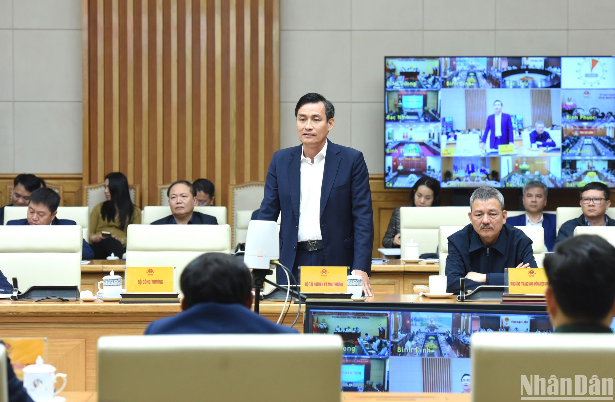 Un representante del Ministerio de Recursos Naturales y Medio Ambiente. Un representante del Ministerio de Recursos Naturales y Medio Ambiente.