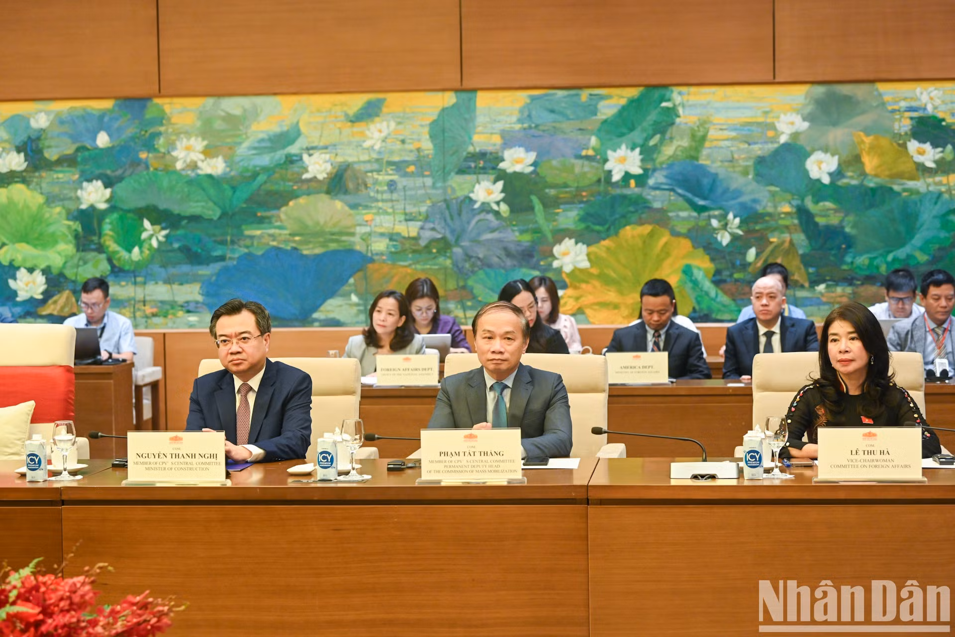 Delegados vietnamitas en el evento.