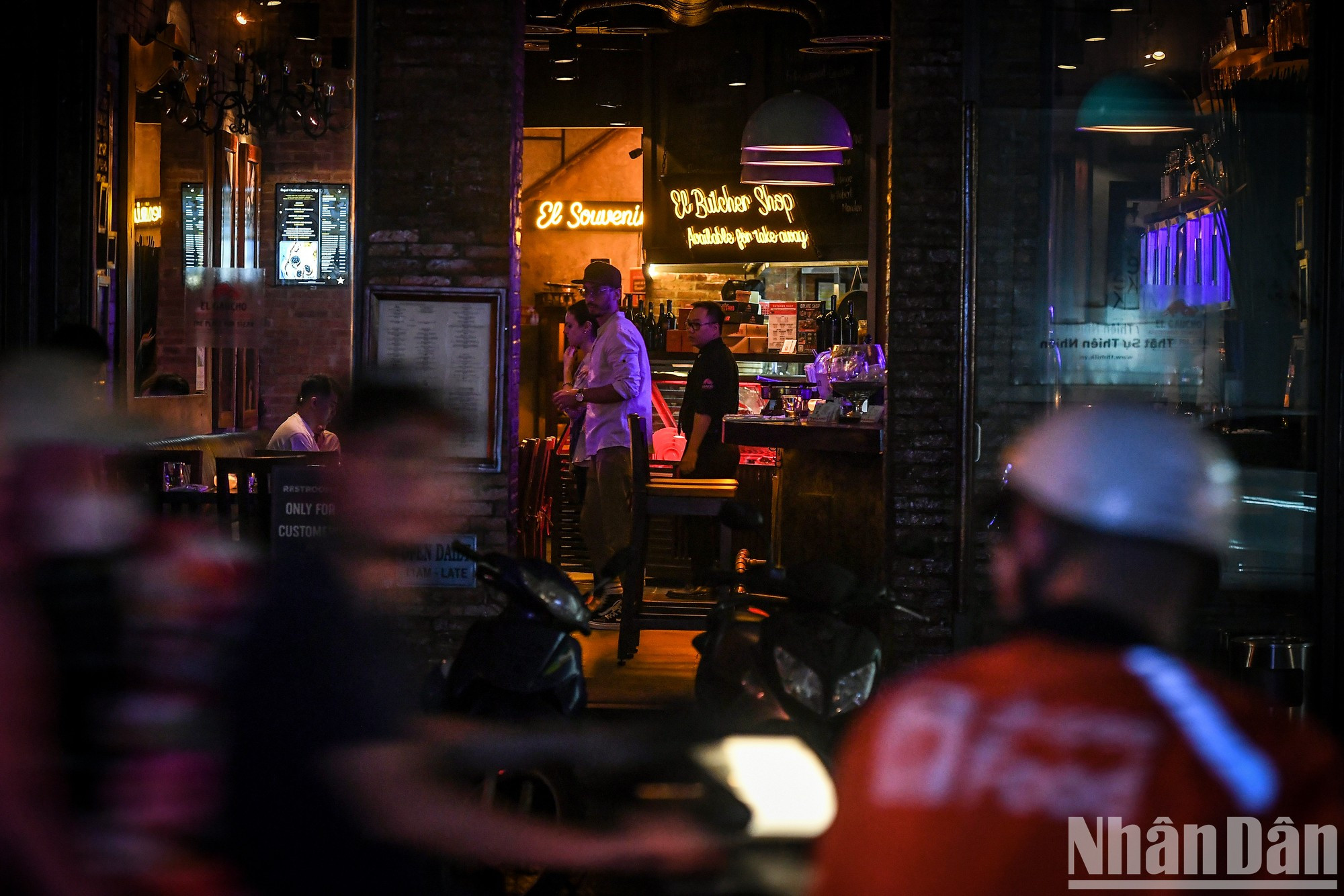 Según estadísticas del Centro Nacional de Despacho de Carga, al apagar las luces durante 60 minutos en respuesta a la Hora del Planeta 2022, el país ahorró 309 mil kilovatios (equivalente a 25 mil dólares). Según estadísticas del Centro Nacional de Despacho de Carga, al apagar las luces durante 60 minutos en respuesta a la Hora del Planeta 2022, el país ahorró 309 mil kilovatios (equivalente a 25 mil dólares).