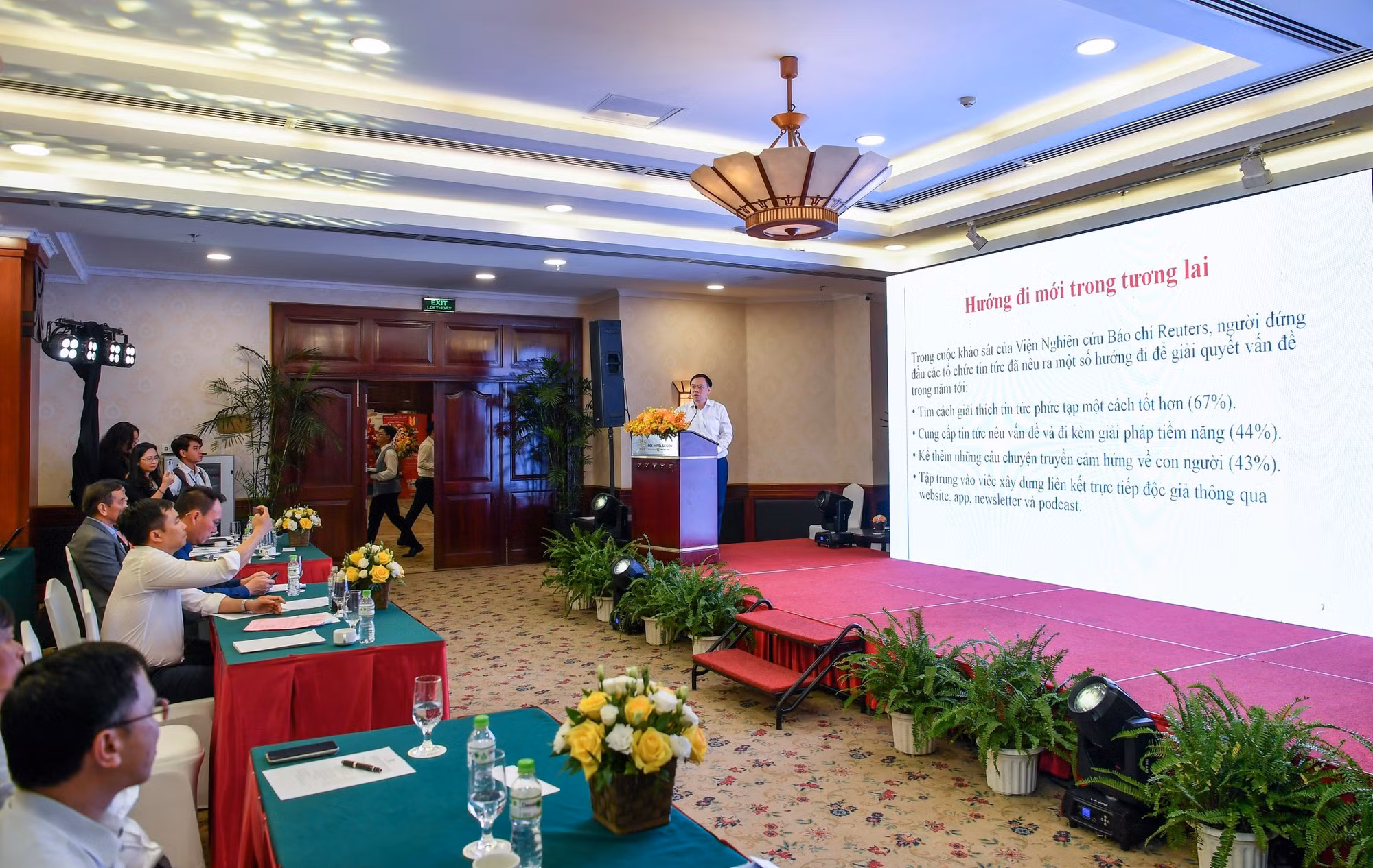 Durante los últimos tiempos, el periódico Nhan Dan ha promovido el proceso de transformación digital, enfocándose en la estrategia de desarrollar contenido, el impulso de la transformación digital, el desarrollo de periodismo en profundidad y periodismo de datos combinados tecnología, comparte.