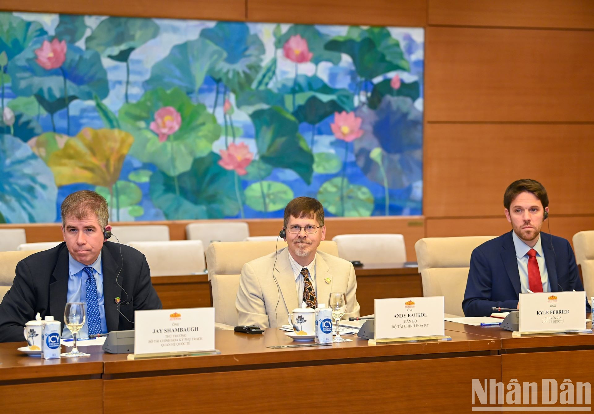 Los miembros de la delegación estadounidense en la cita.