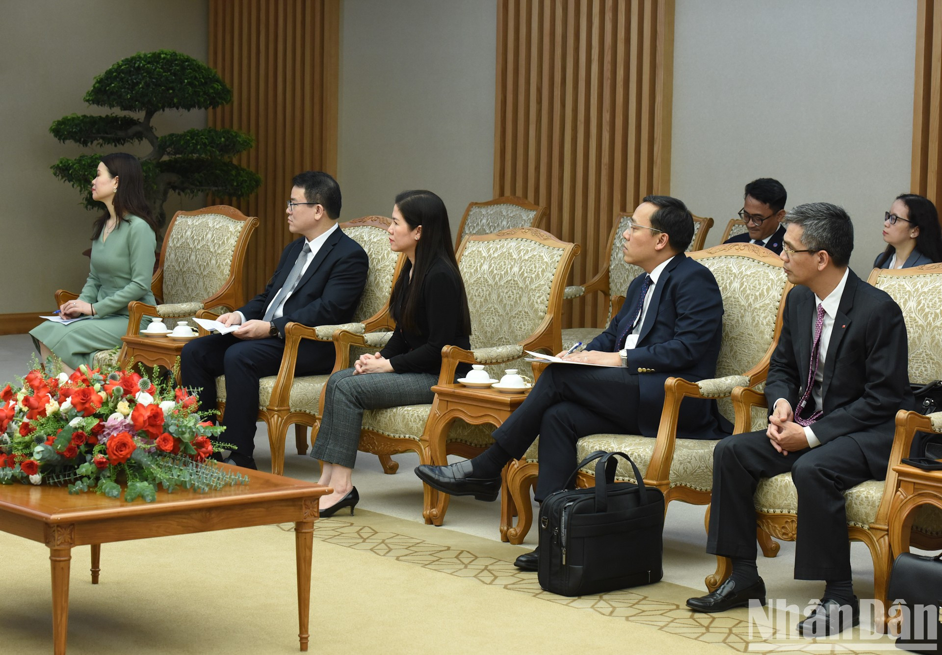 Representantes de los ministerios, departamentos y sectores vietnamitas en la cita. Representantes de los ministerios, departamentos y sectores vietnamitas en la cita.
