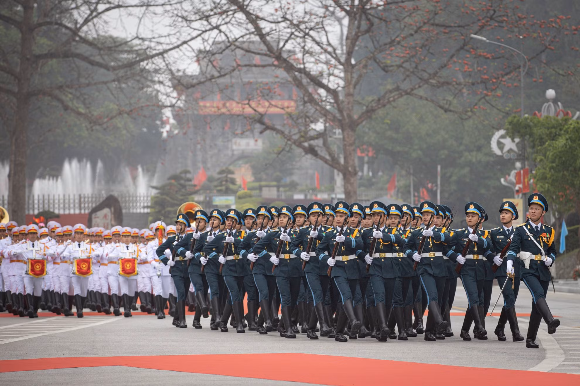 Delegación ceremonial del Ejército Popular de Vietnam.